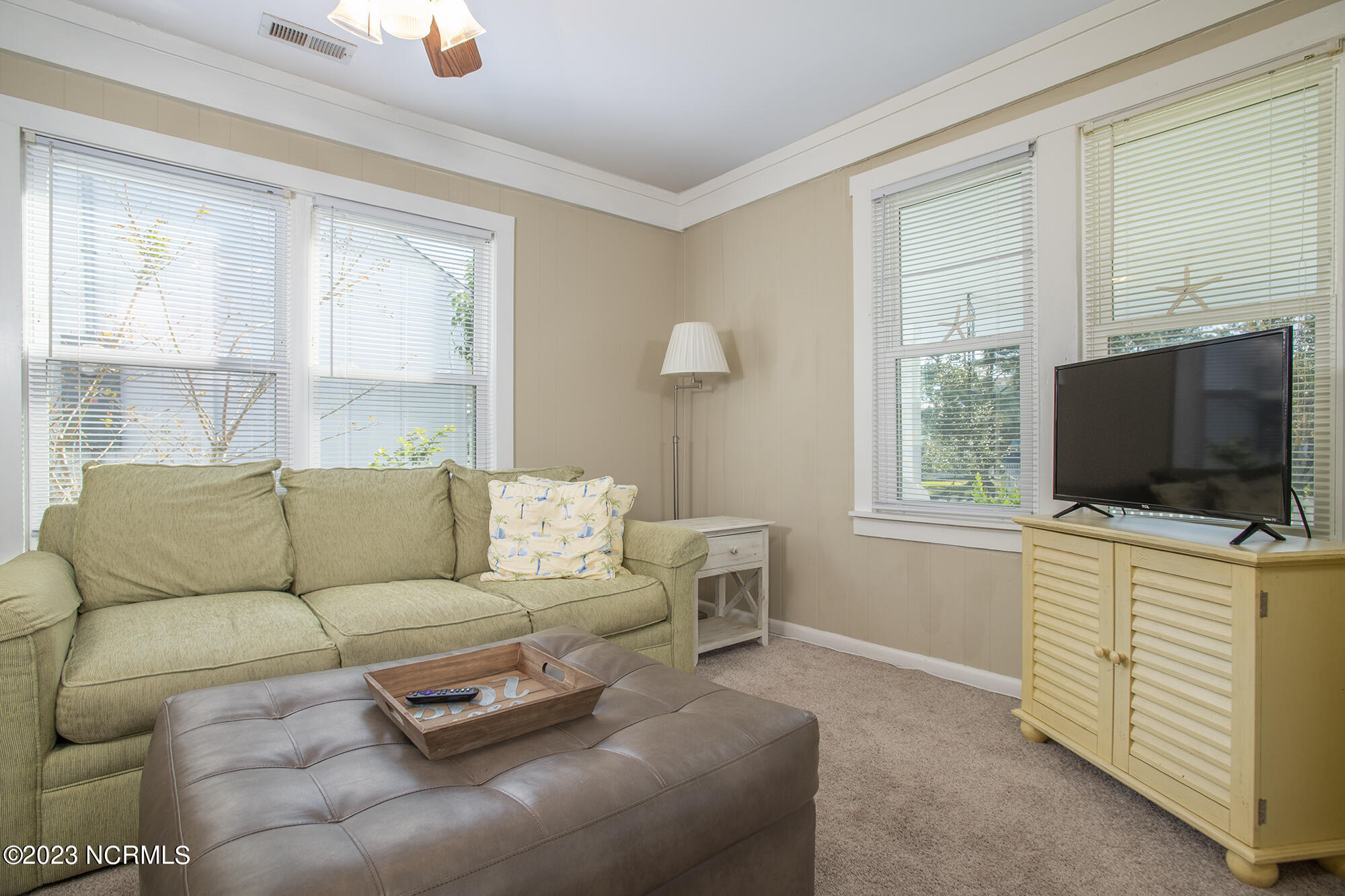 1531 Ann Street Property Photo 8