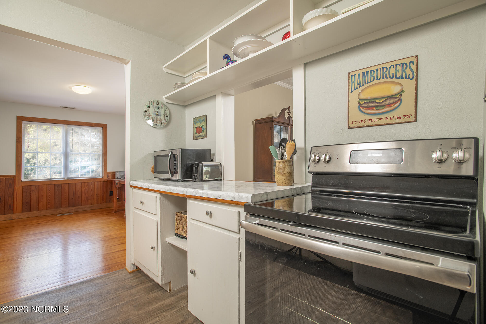 1531 Ann Street Property Photo 13