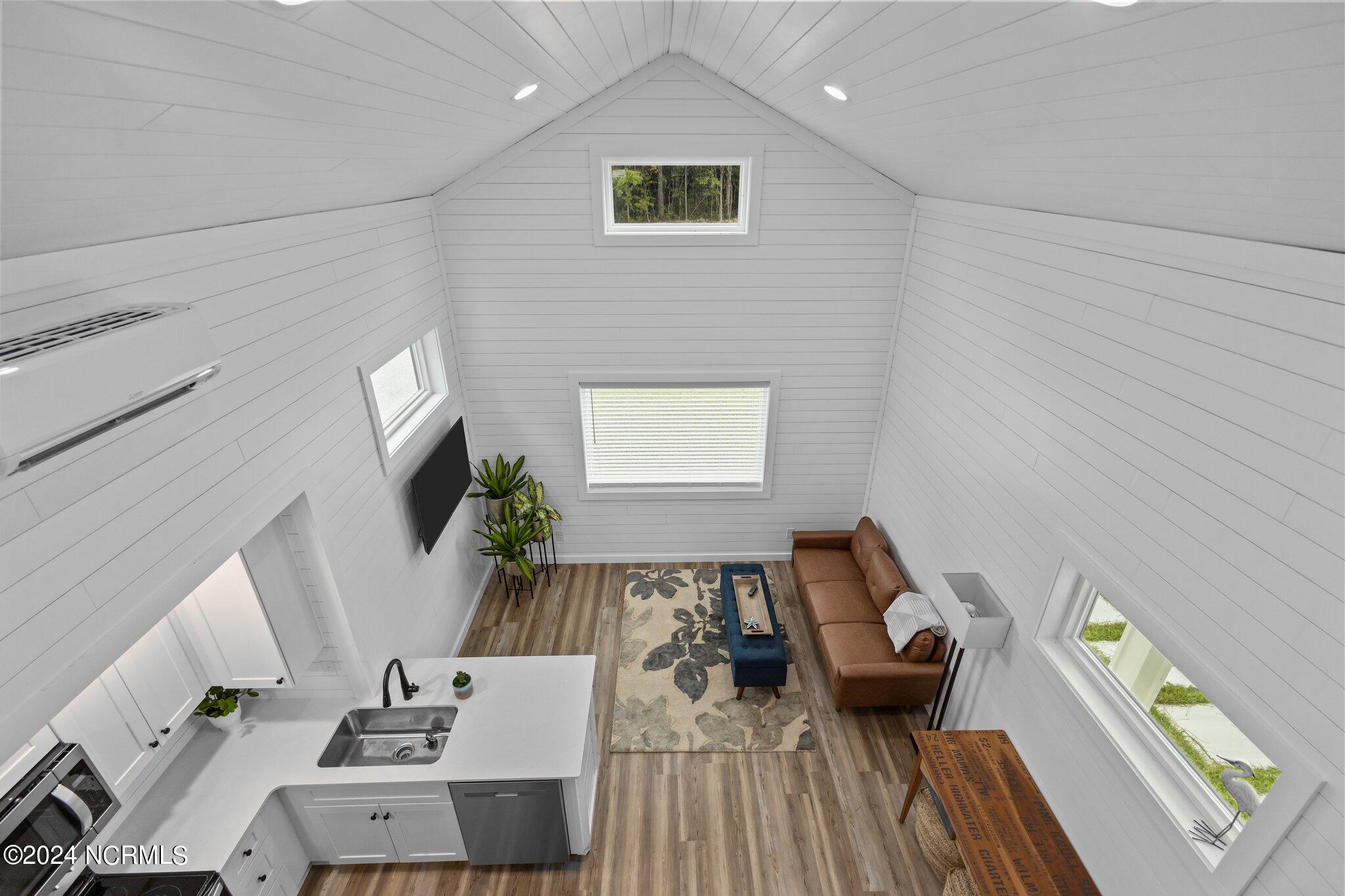 126 Long Pond Loop Property Photo 6