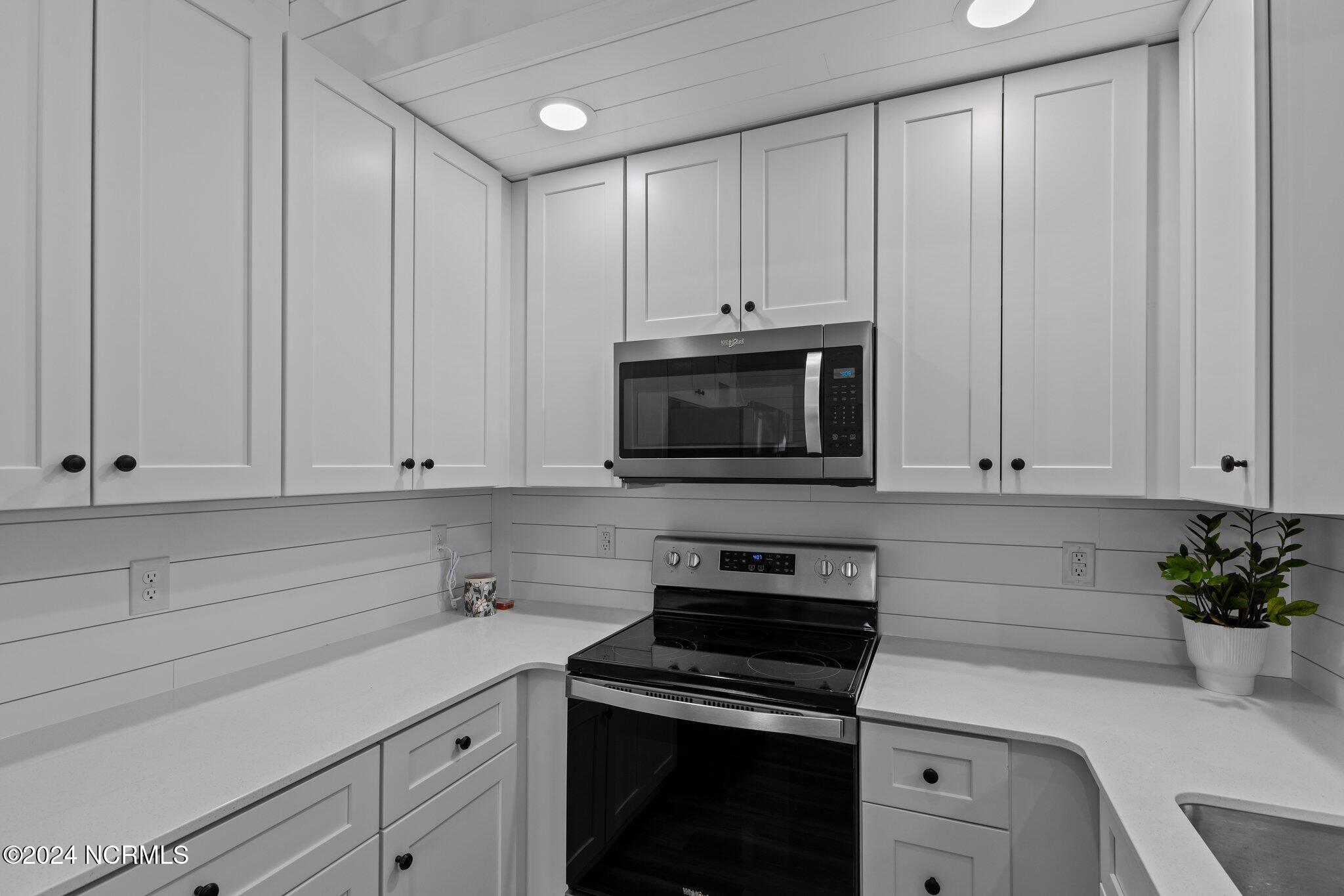 126 Long Pond Loop Property Photo 15
