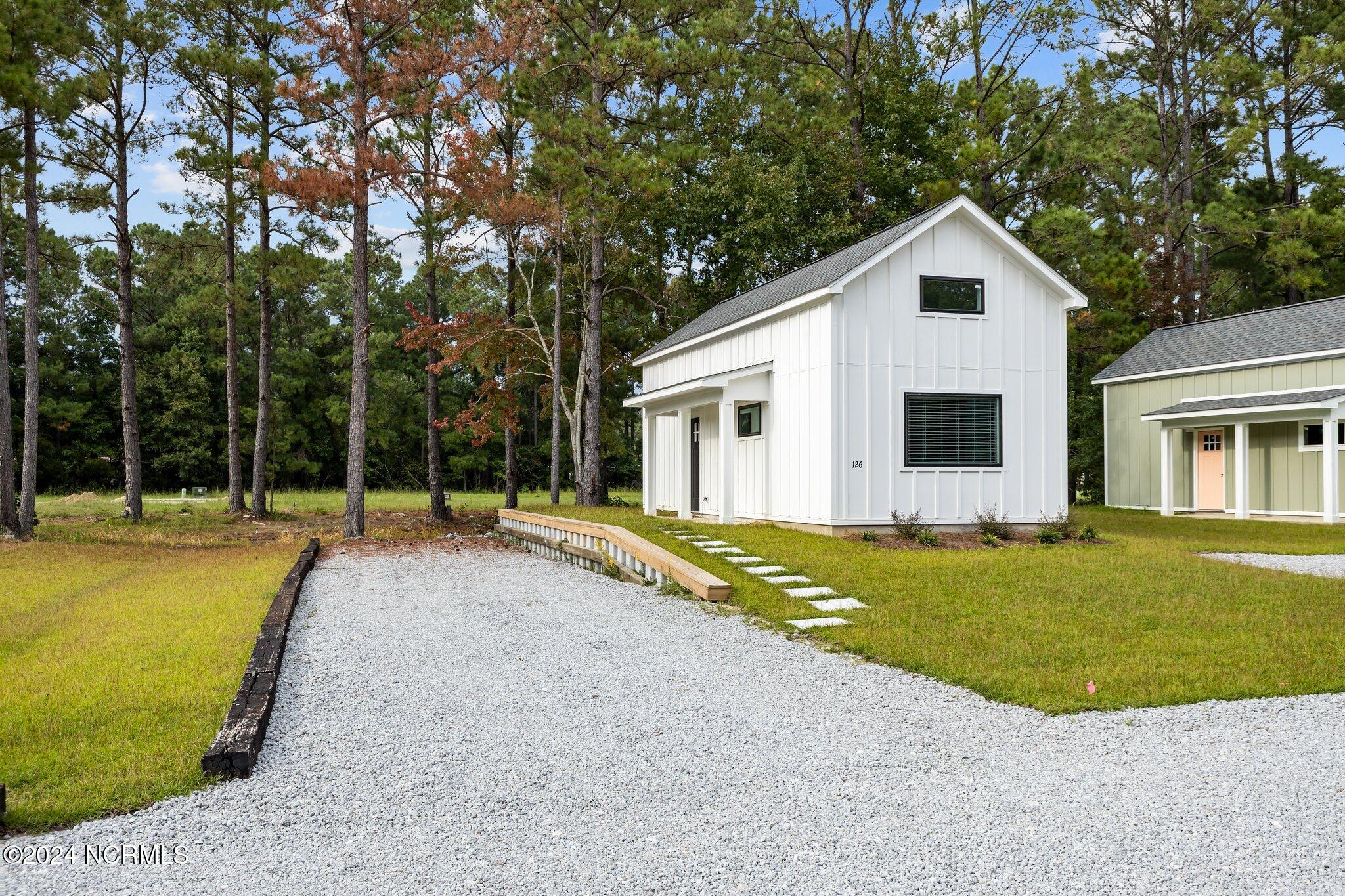 126 Long Pond Loop Property Photo 28