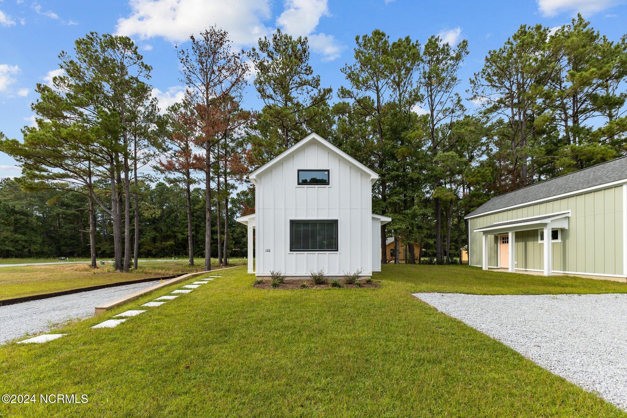 126 Long Pond Loop Property Photo 30