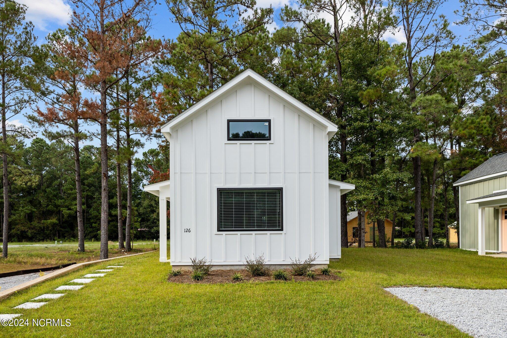 126 Long Pond Loop Property Photo 32