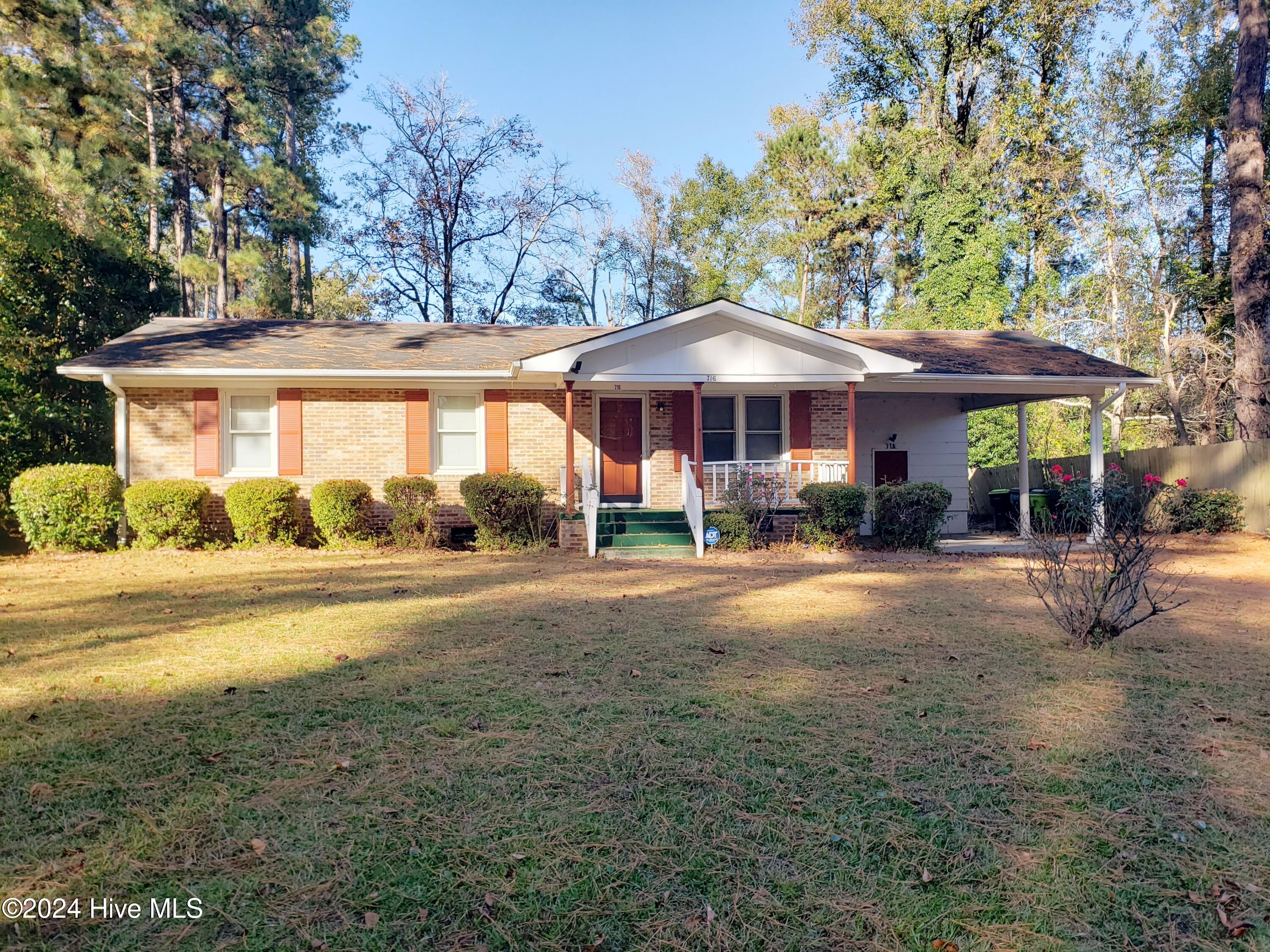 716 W Burkhead Street Property Photo