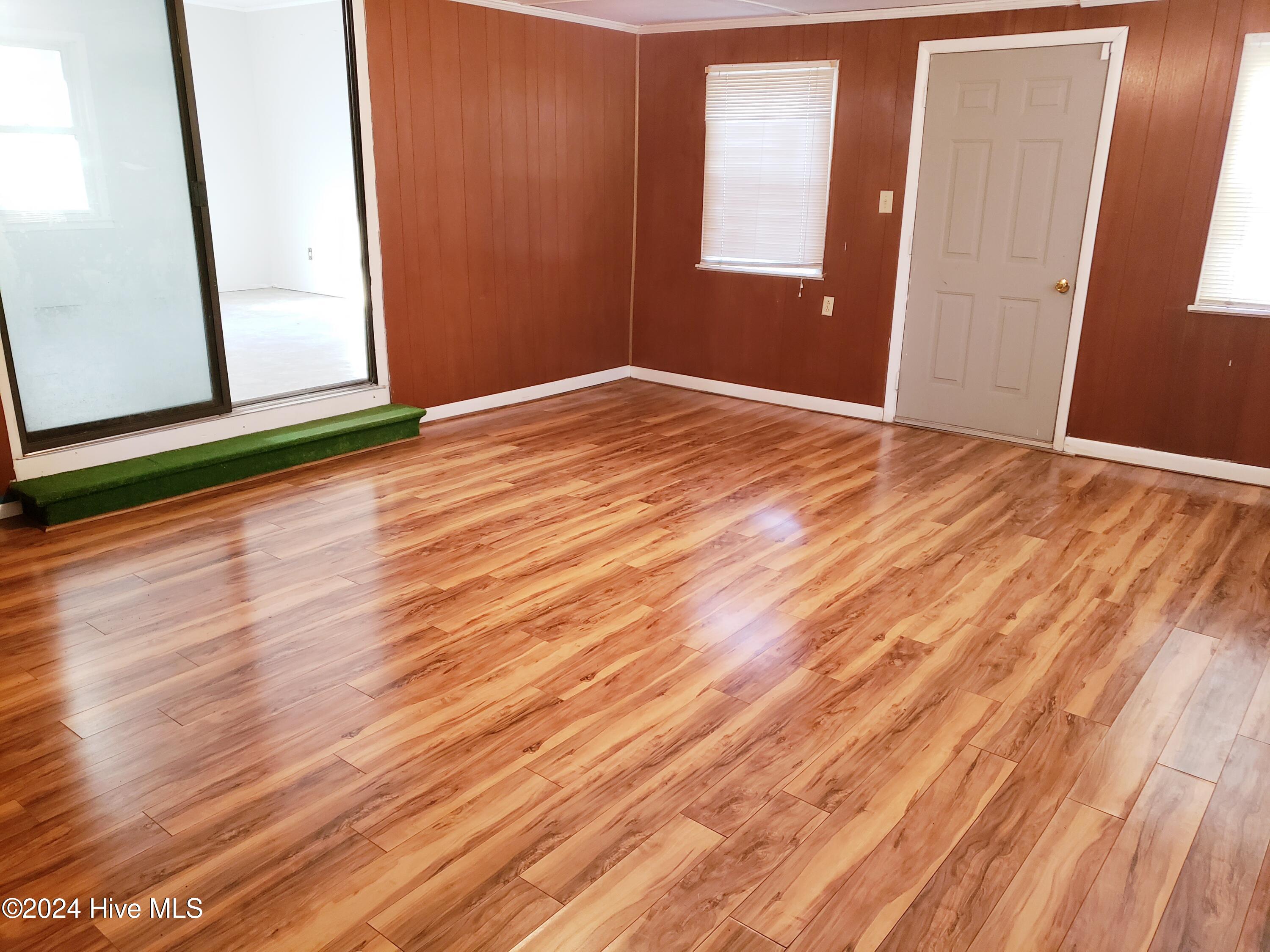 716 W Burkhead Street Property Photo 10