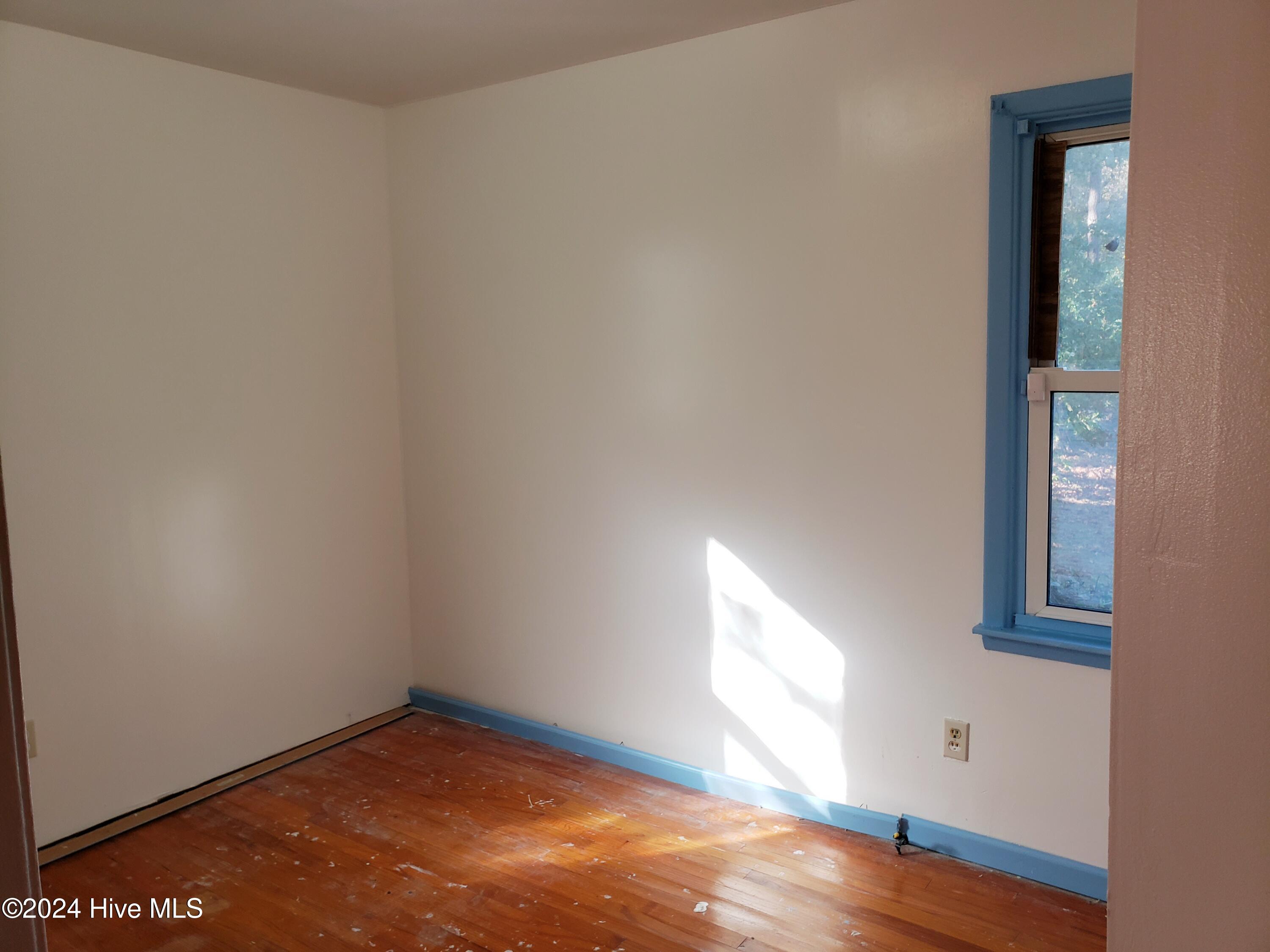 716 W Burkhead Street Property Photo 14