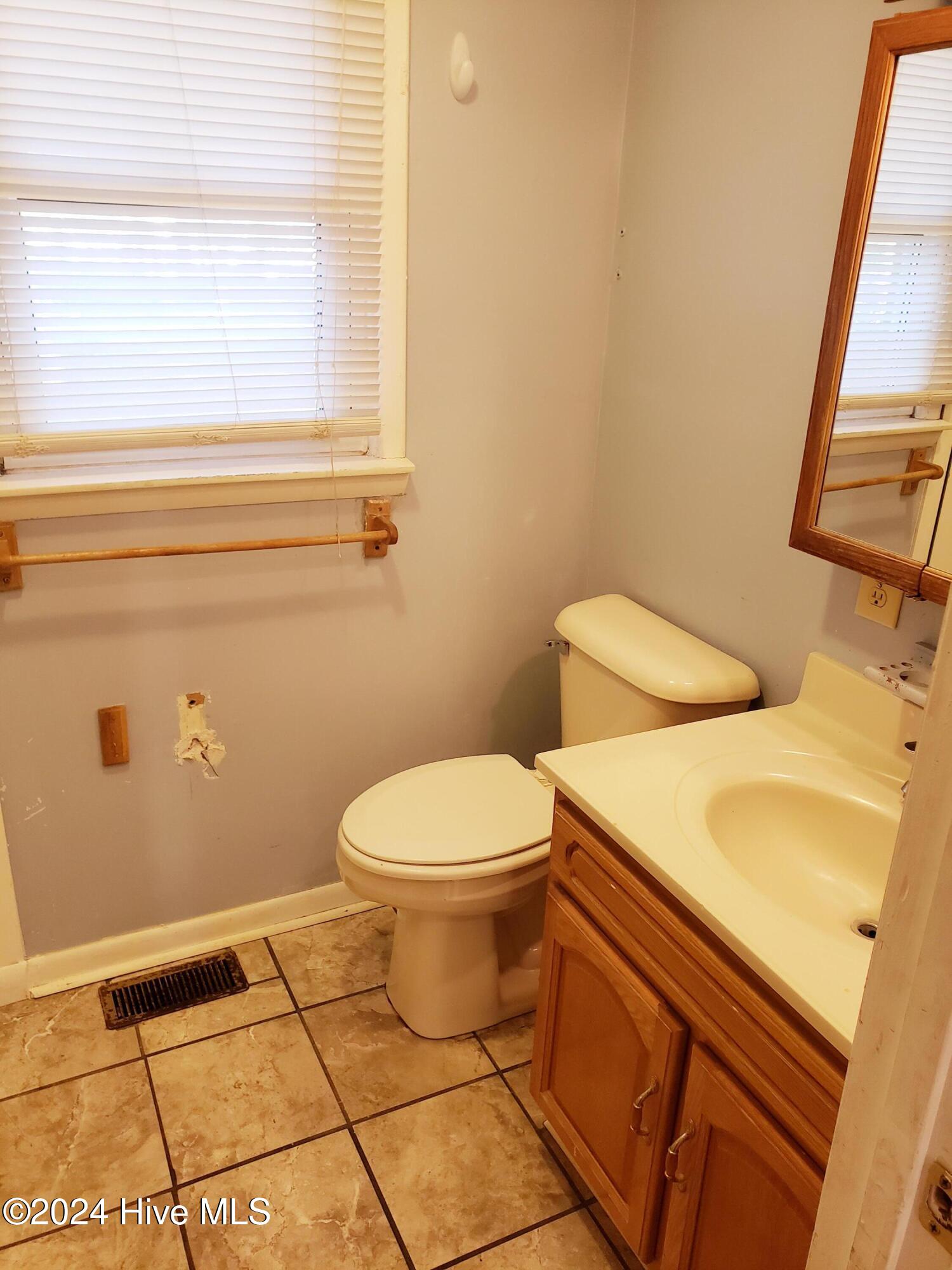 716 W Burkhead Street Property Photo 15