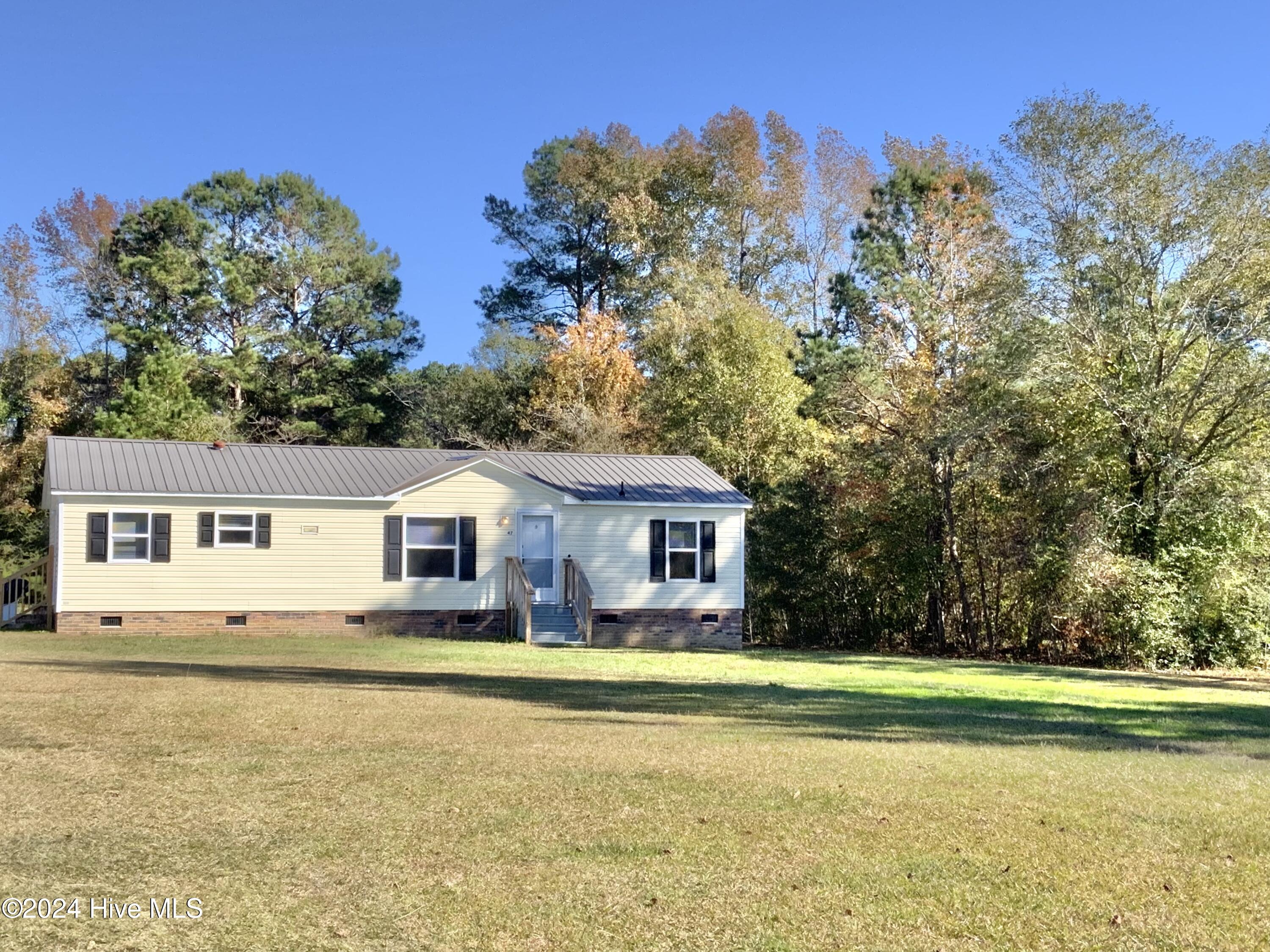 47 Valley Acres Drive Property Photo 1
