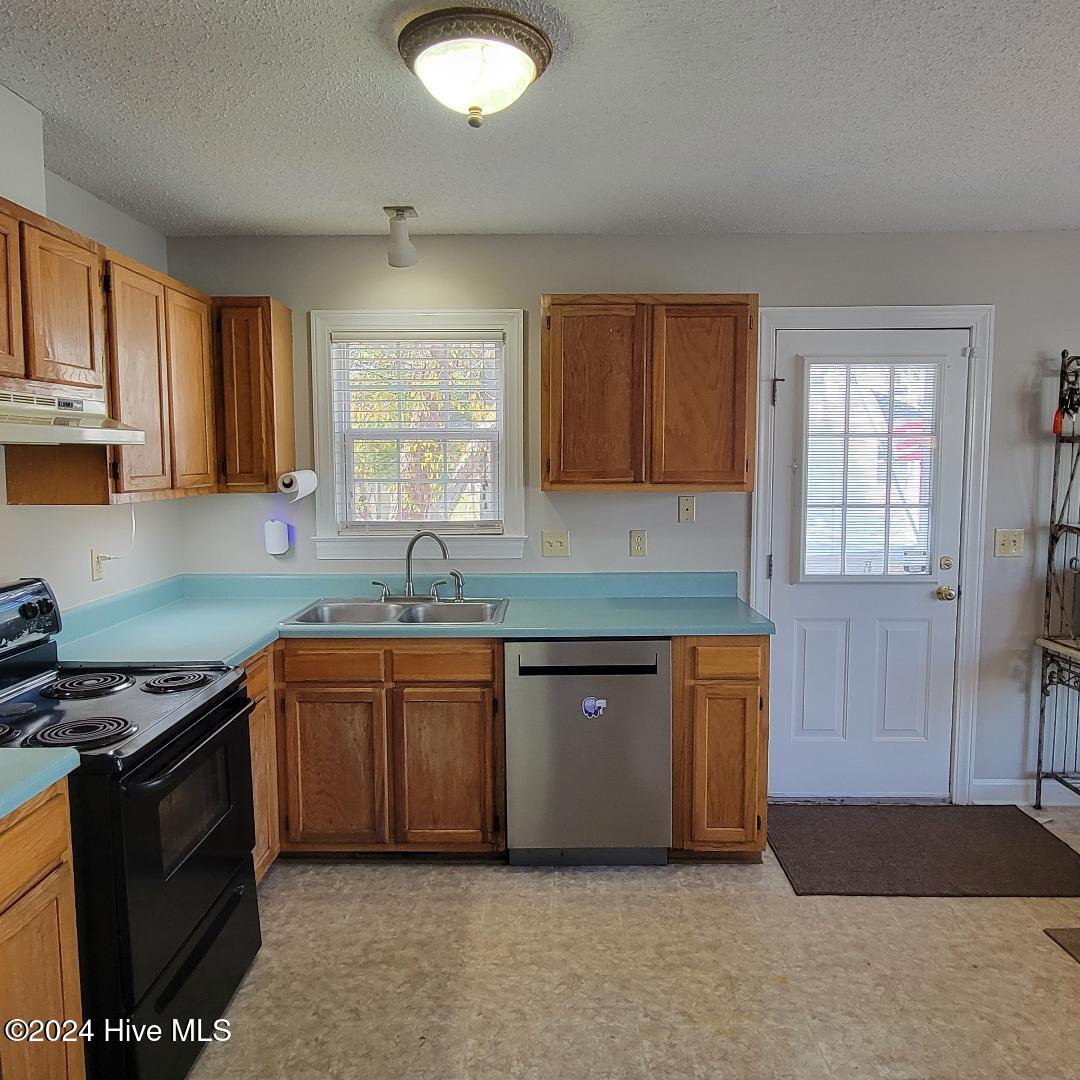 223 John Avenue Property Photo 6