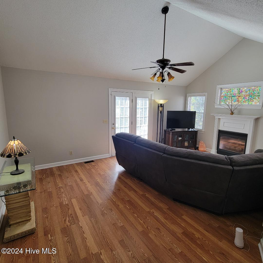 223 John Avenue Property Photo 11