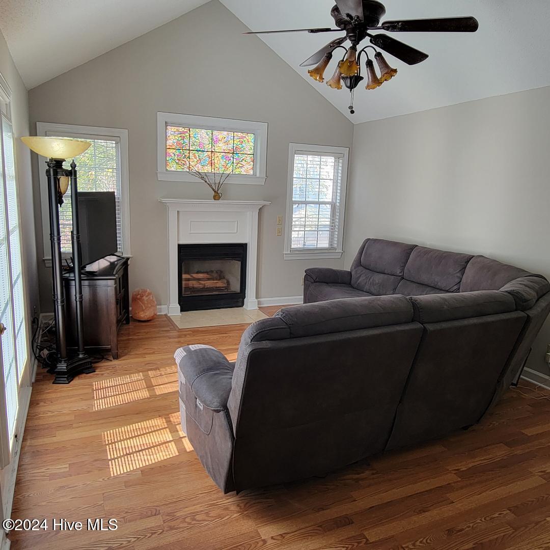 223 John Avenue Property Photo 12