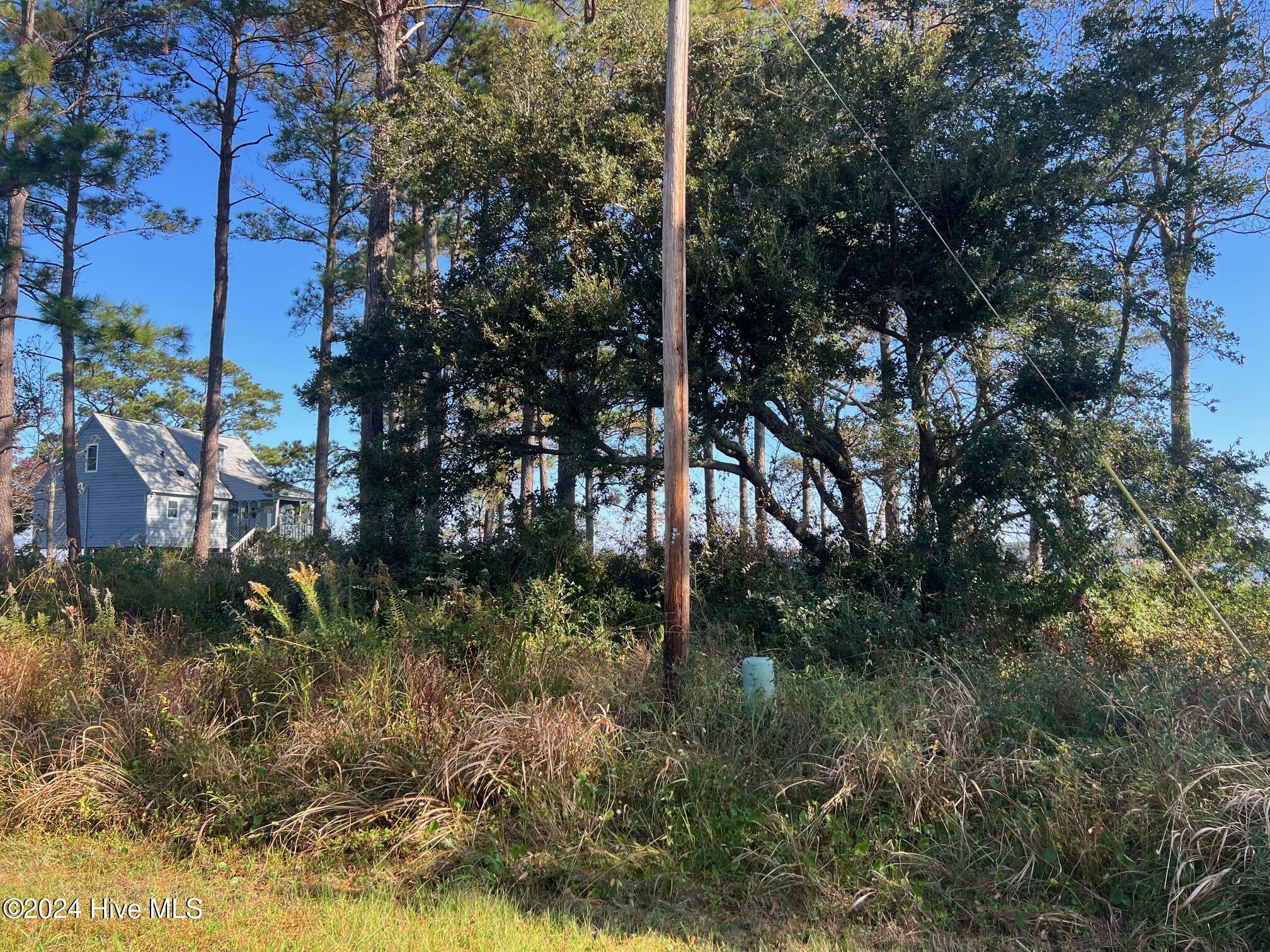 211 S River Drive Property Photo 20
