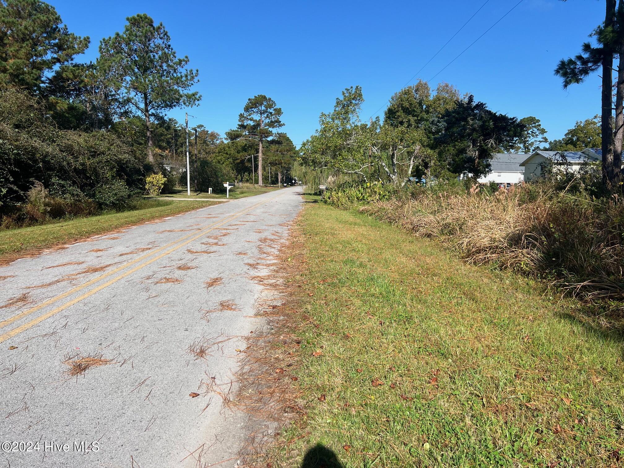 211 S River Drive Property Photo 21