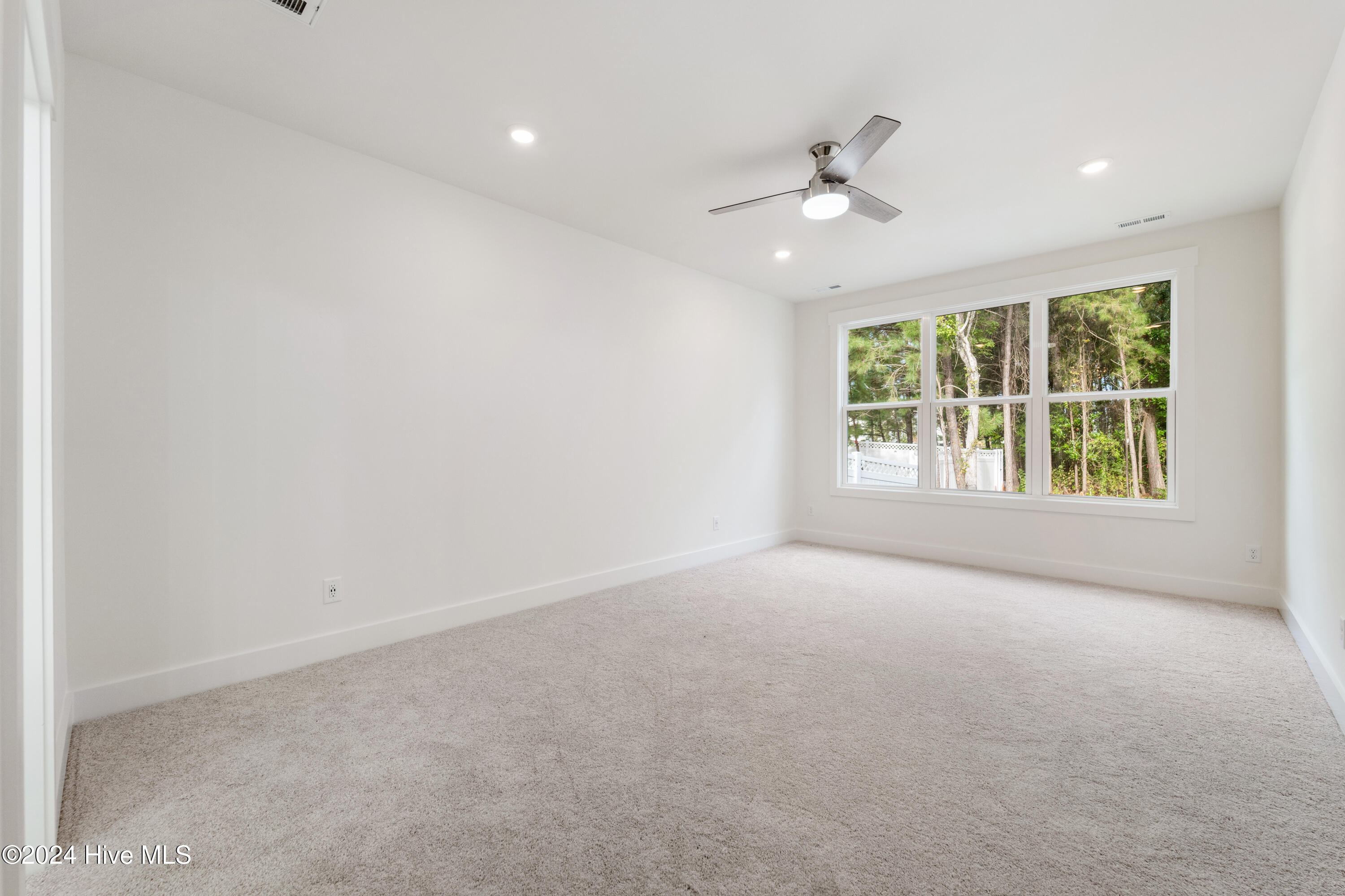 705 Sea Otter Lane Property Photo 24