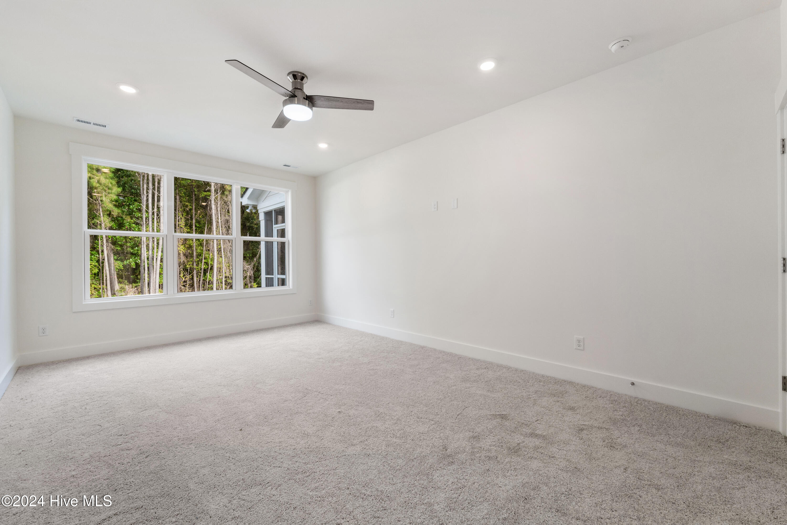 705 Sea Otter Lane Property Photo 26