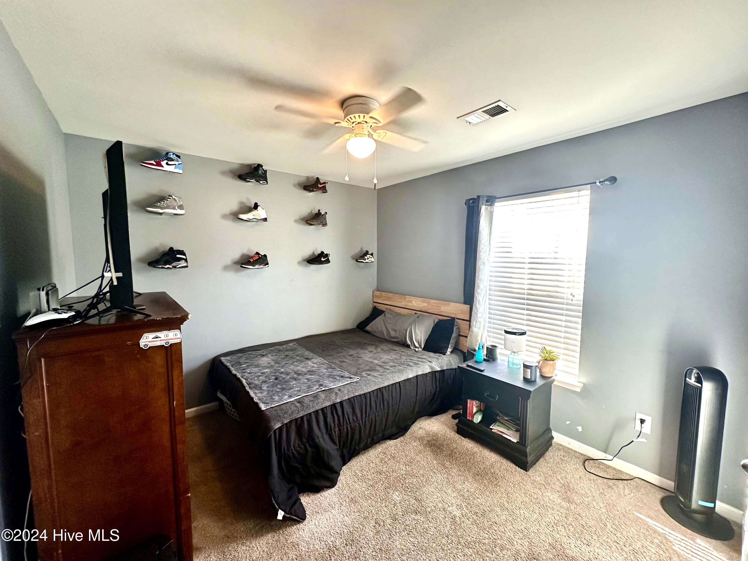 3005 Woodbury Court Property Photo 6