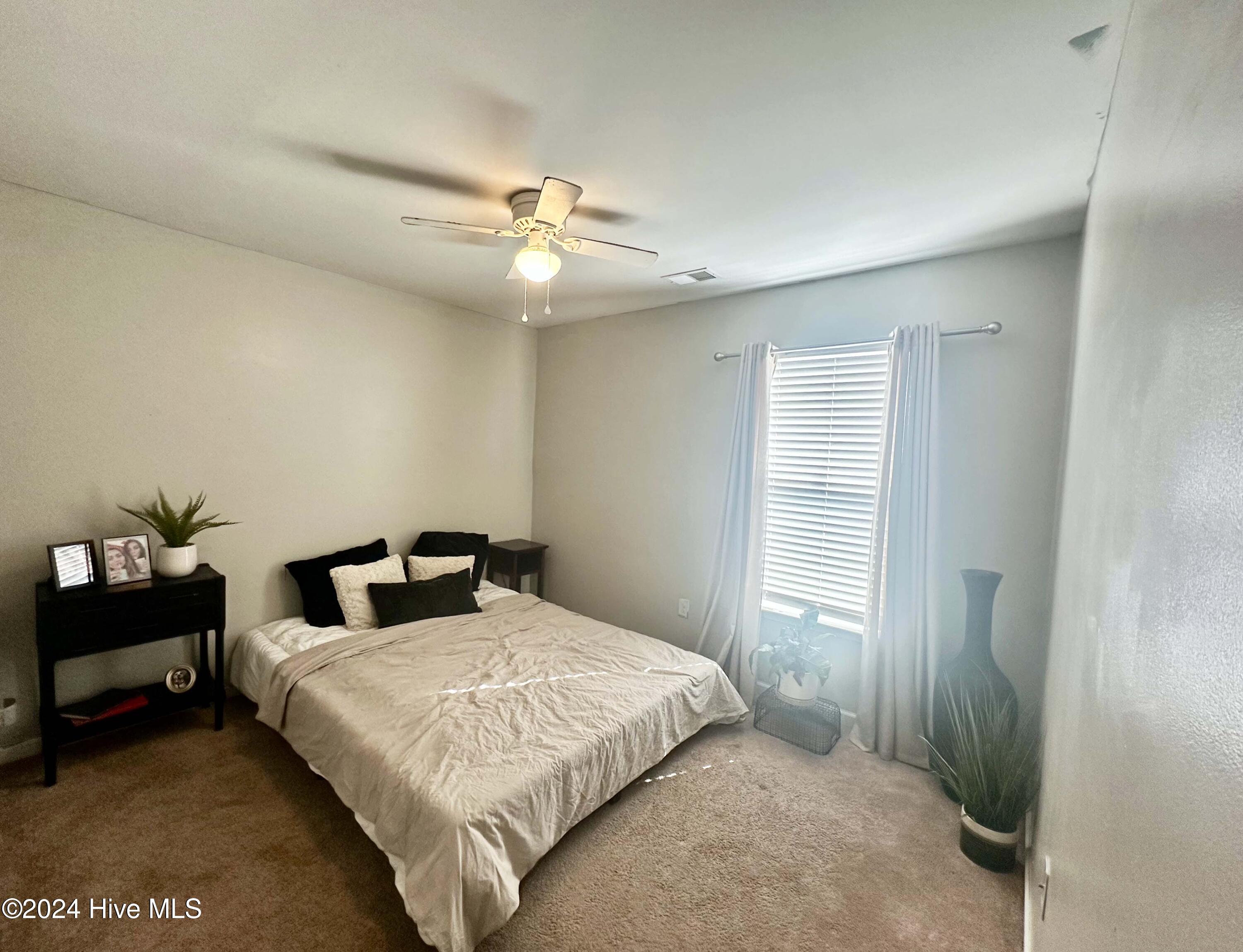 3005 Woodbury Court Property Photo 8