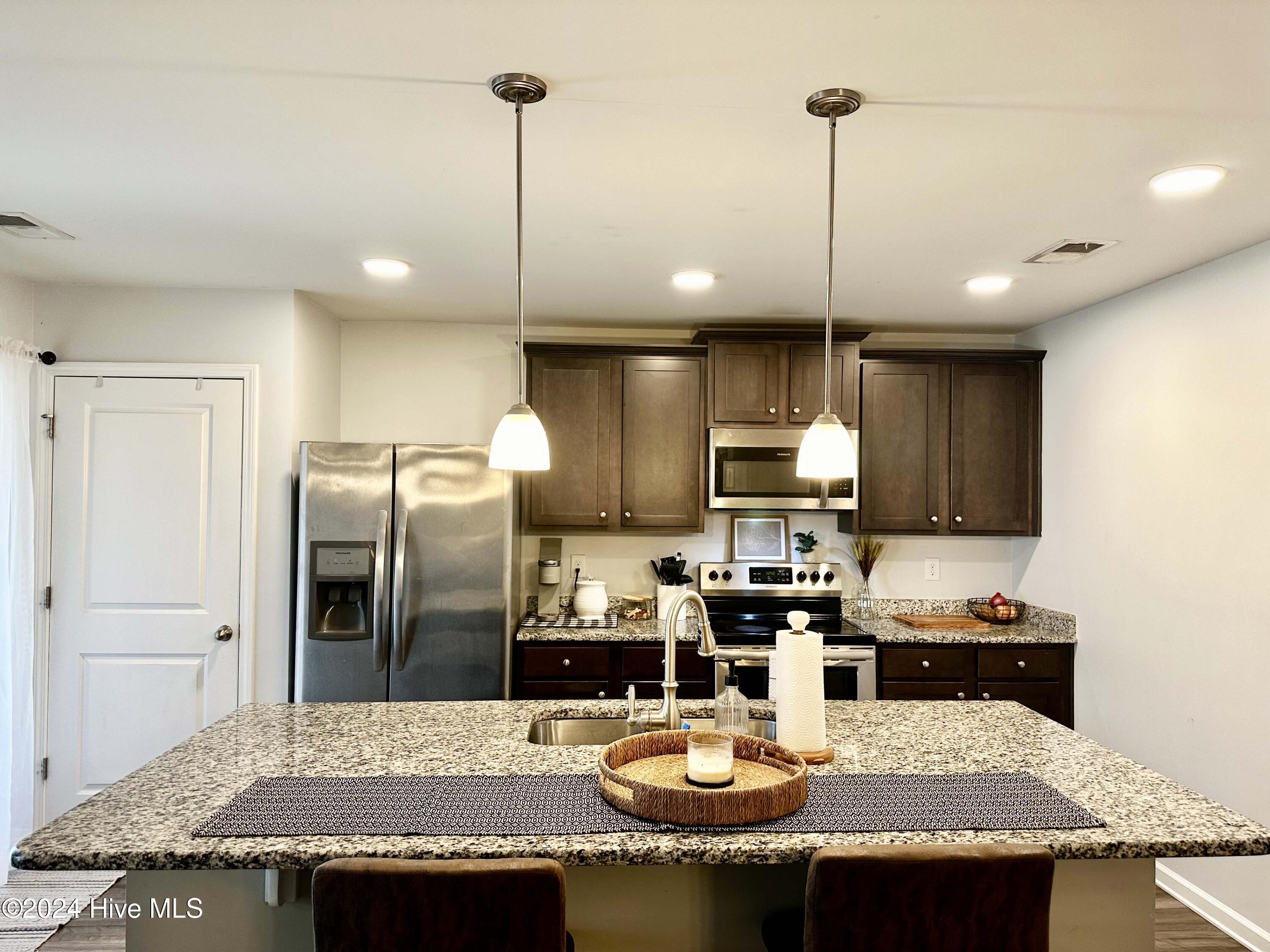 3005 Woodbury Court Property Photo 10