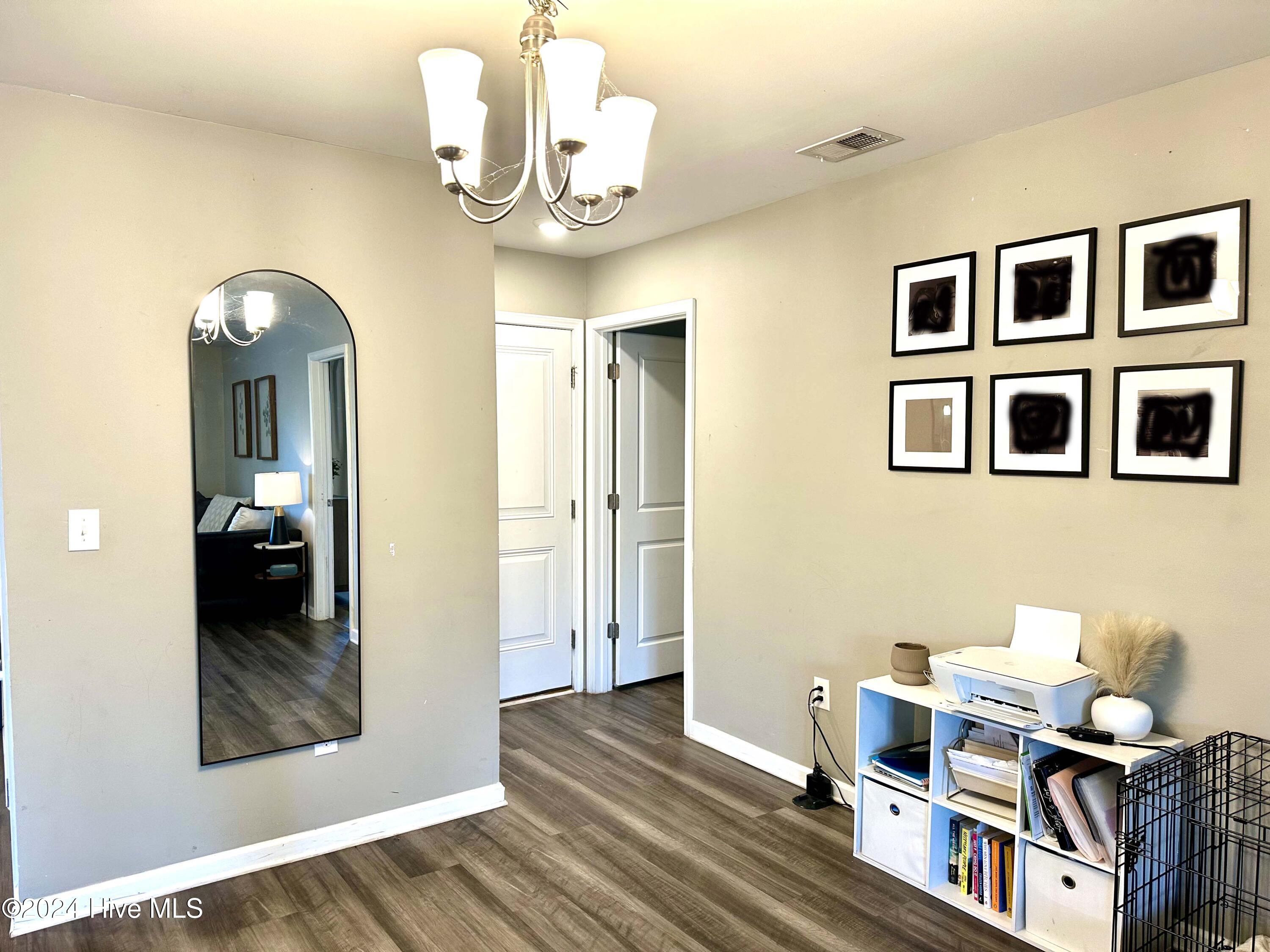 3005 Woodbury Court Property Photo 18