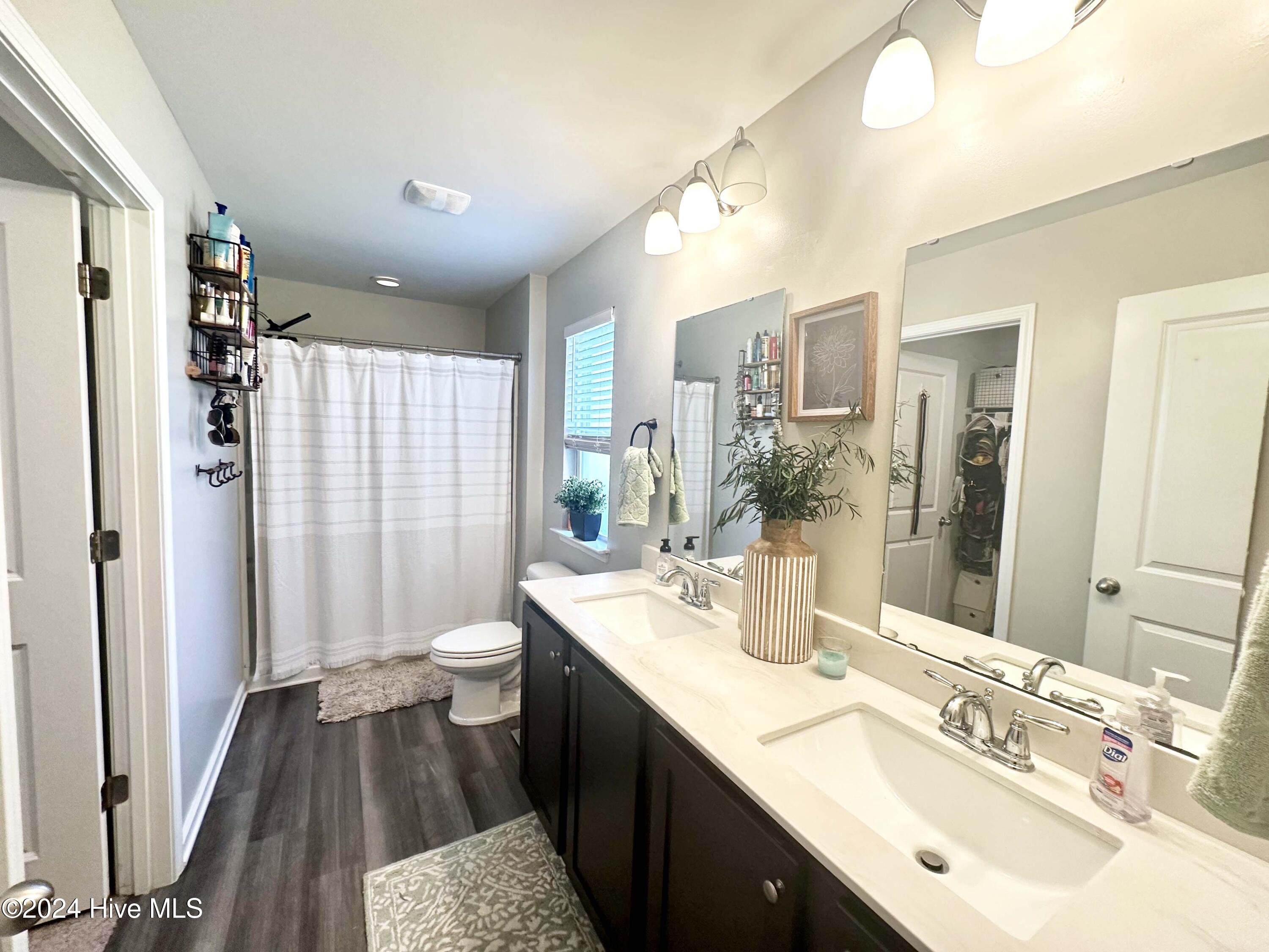 3005 Woodbury Court Property Photo 25