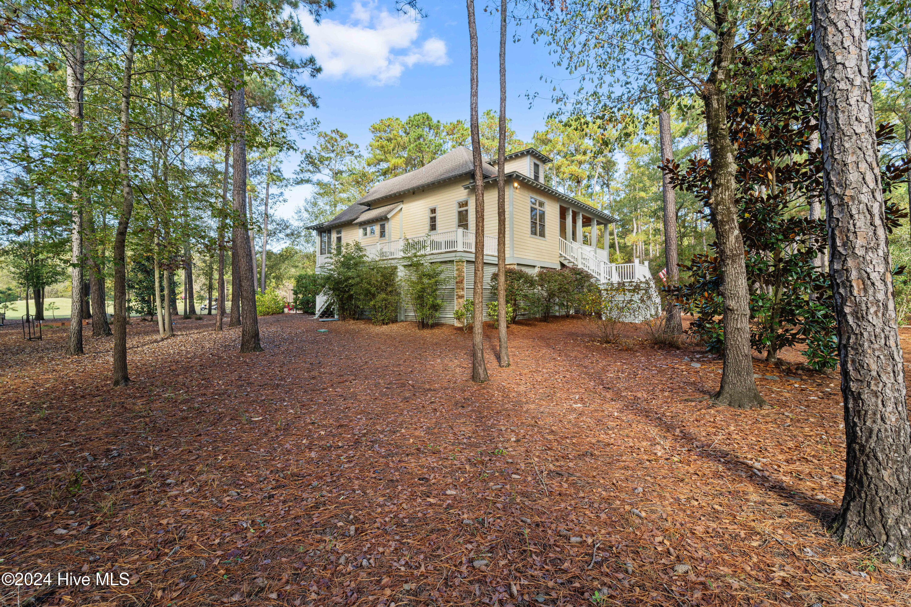 242 River Woods Drive Property Photo 12