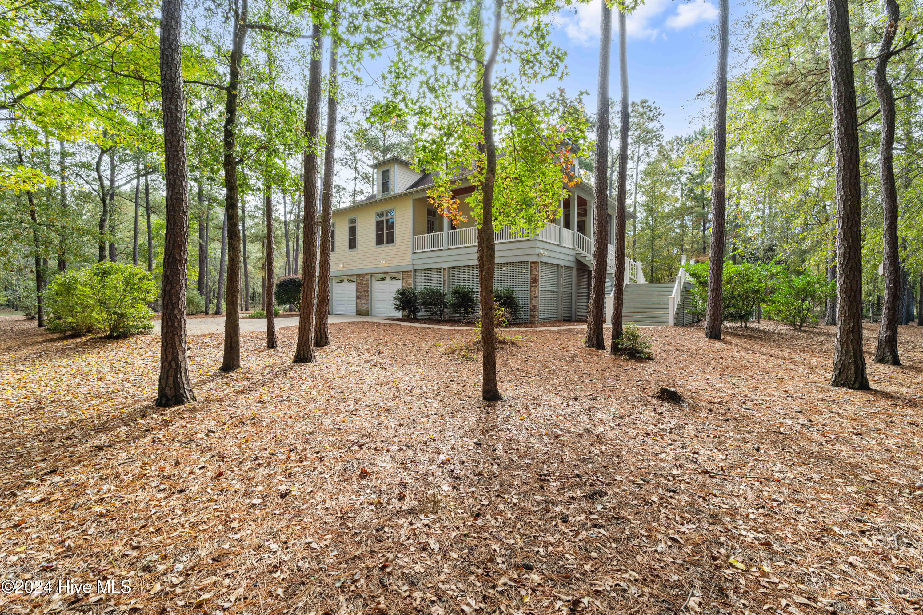 242 River Woods Drive Property Photo 18