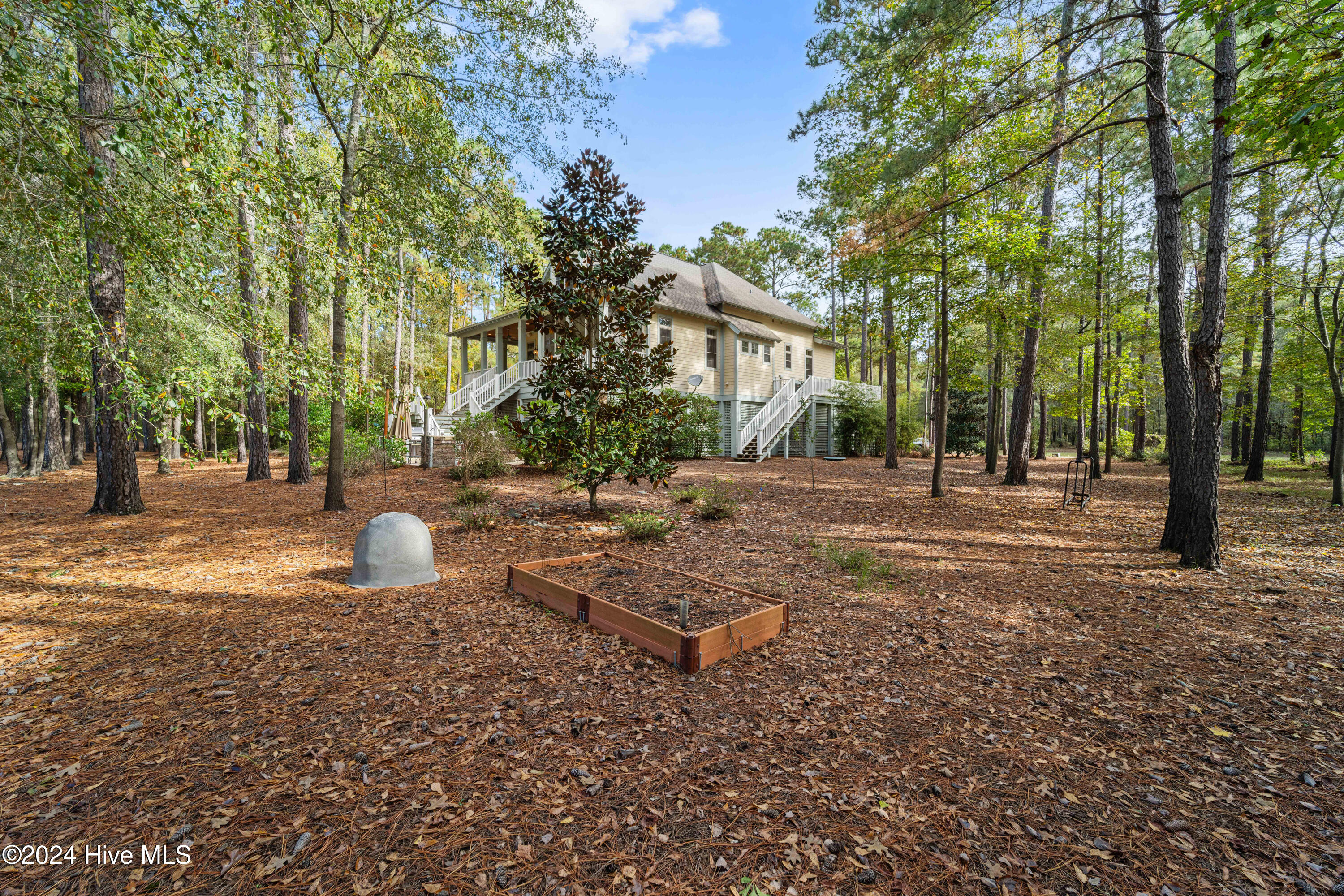242 River Woods Drive Property Photo 24