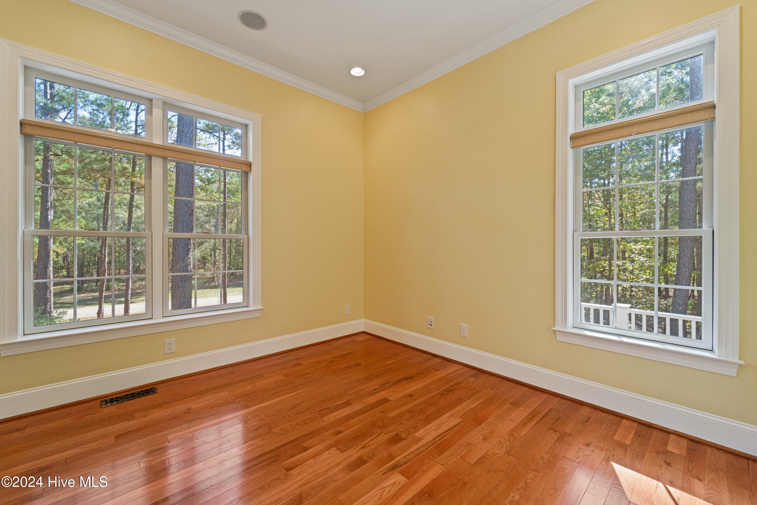 242 River Woods Drive Property Photo 52