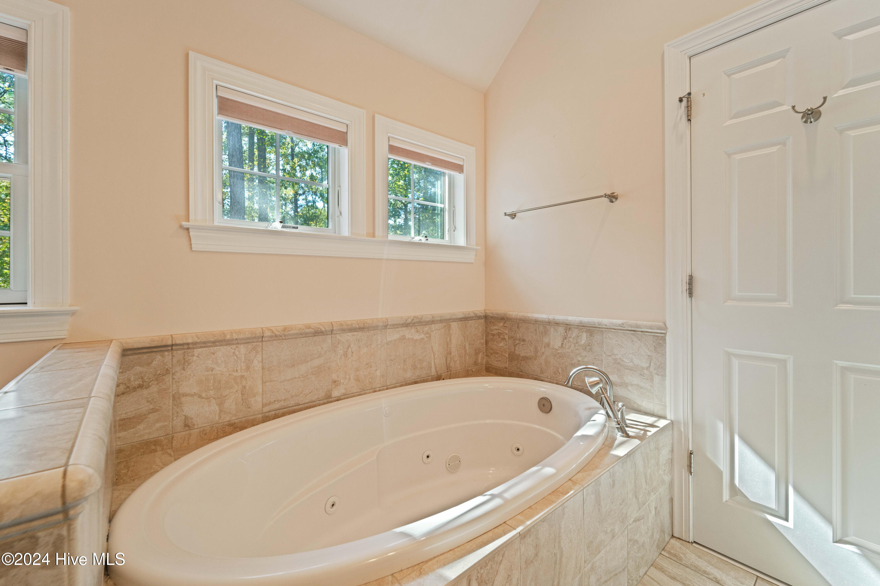 242 River Woods Drive Property Photo 84