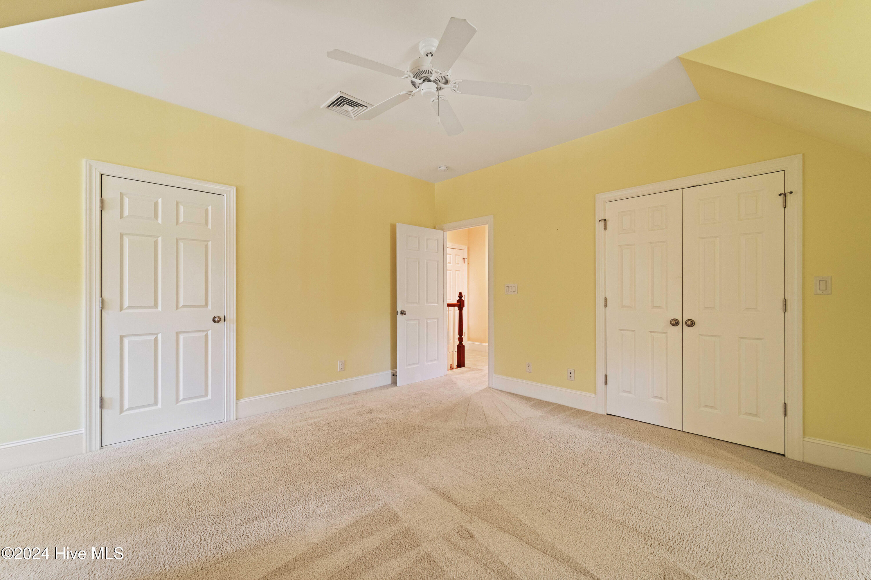 242 River Woods Drive Property Photo 94