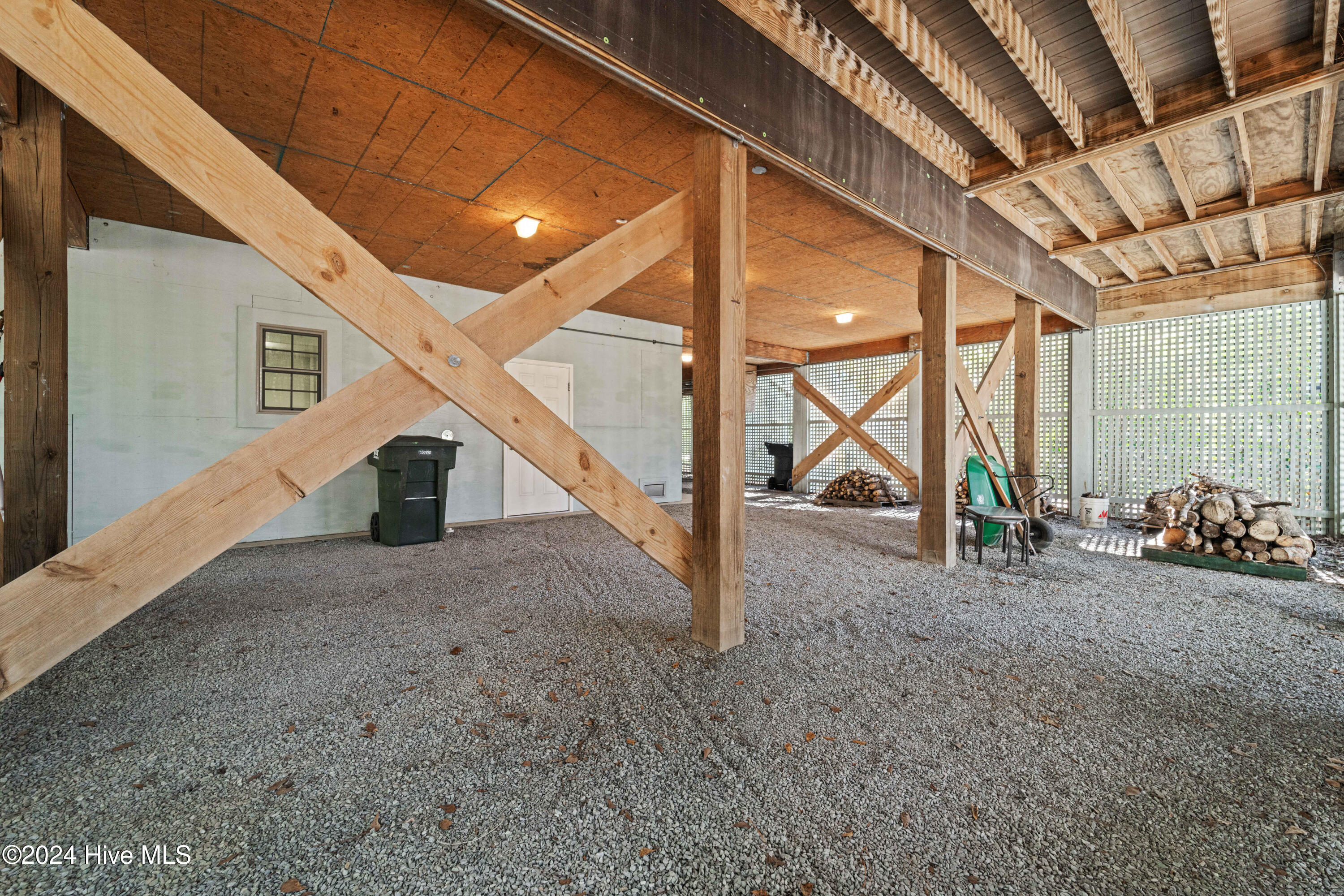 242 River Woods Drive Property Photo 95