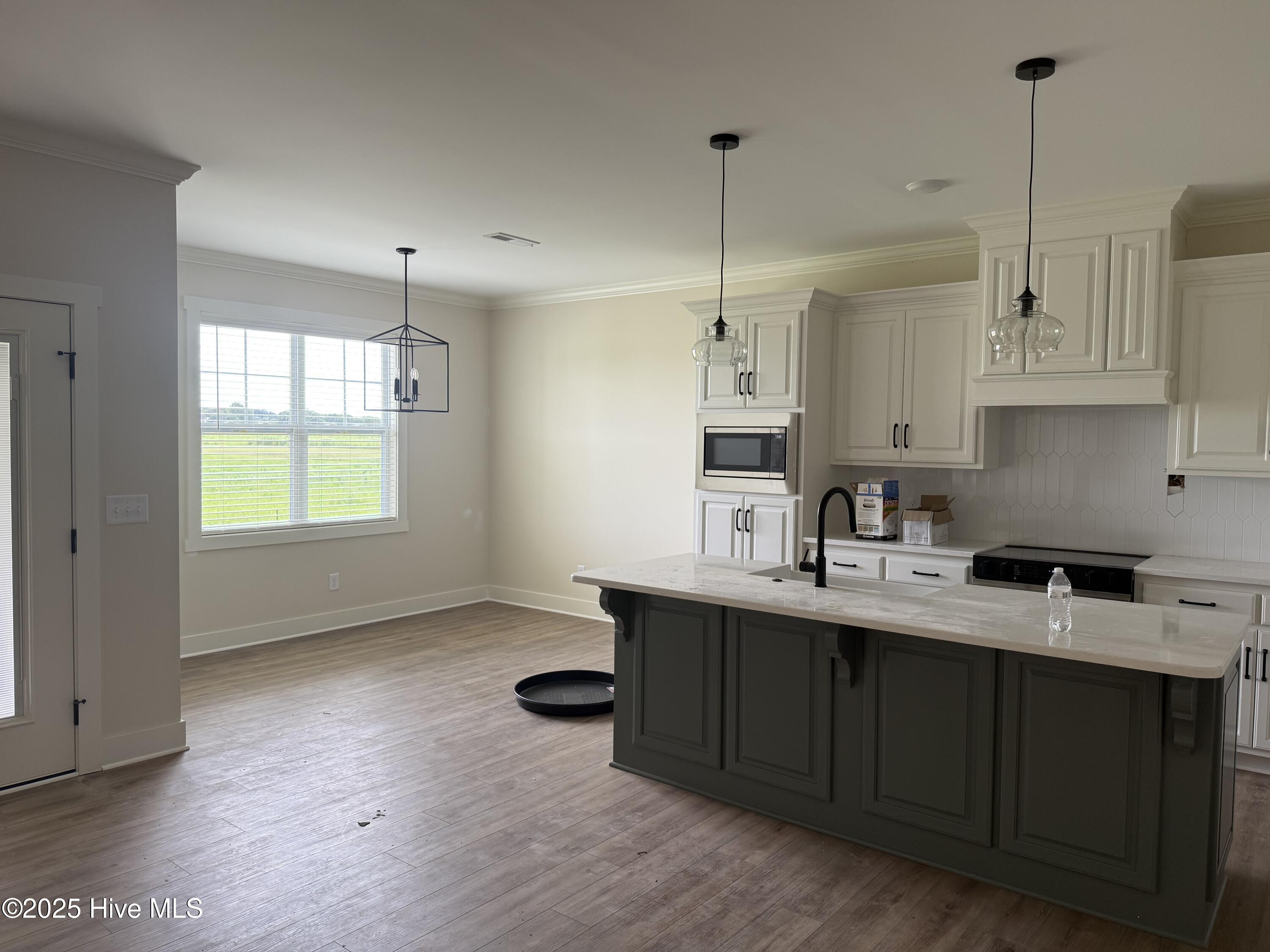 3500 Stetsan Way Property Photo 6