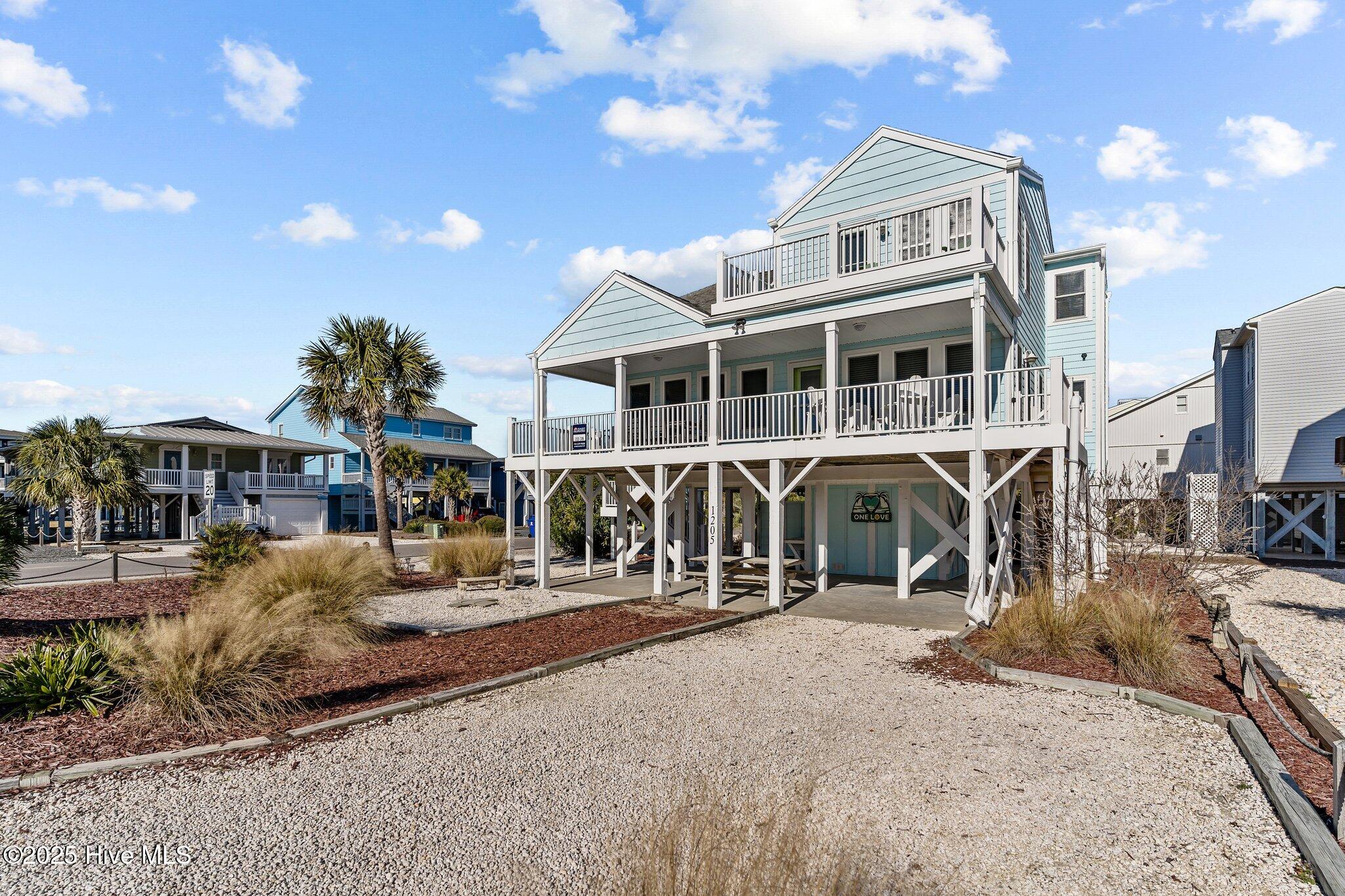 1205 Canal Drive Property Photo 2