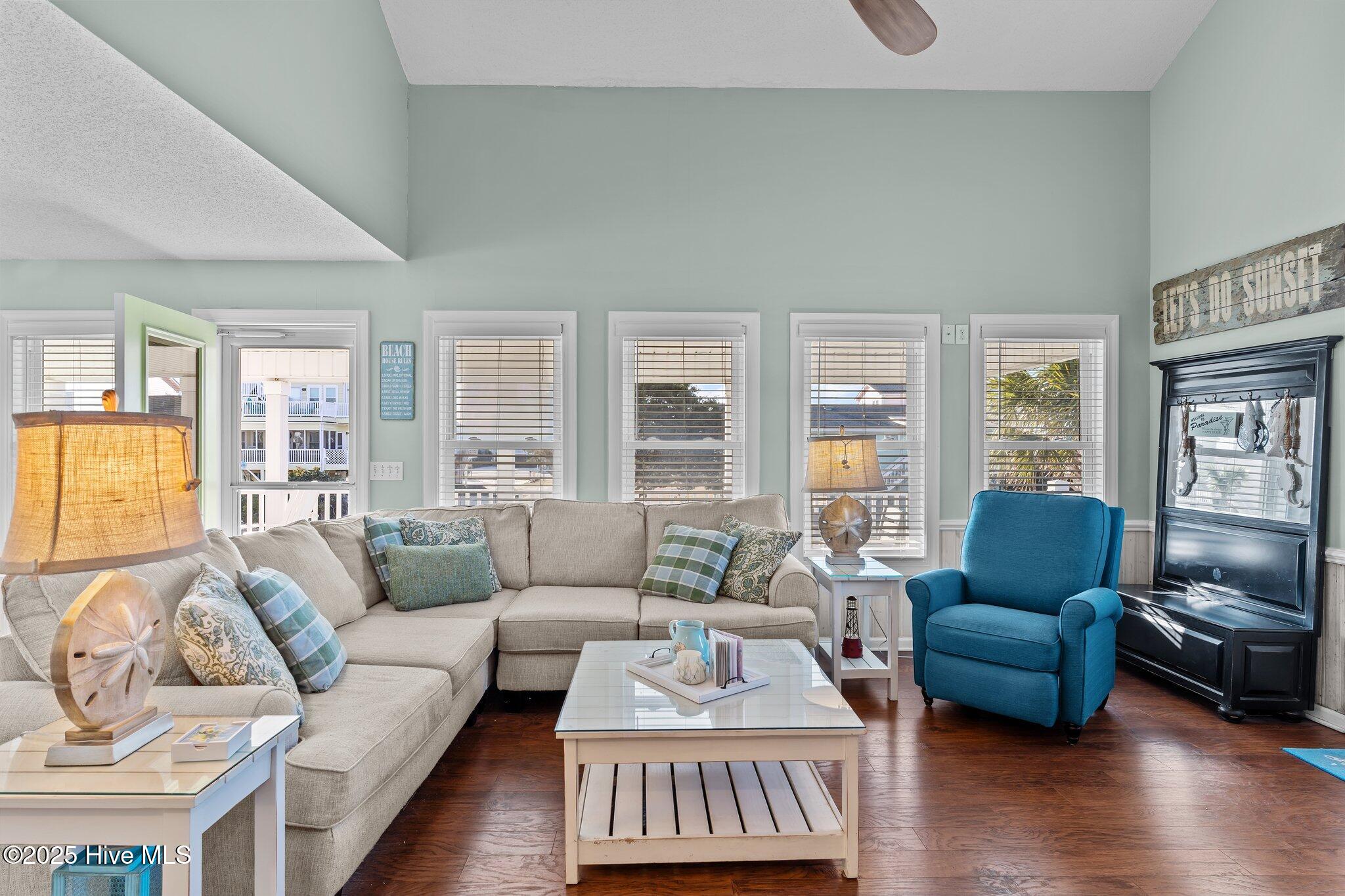 1205 Canal Drive Property Photo 12