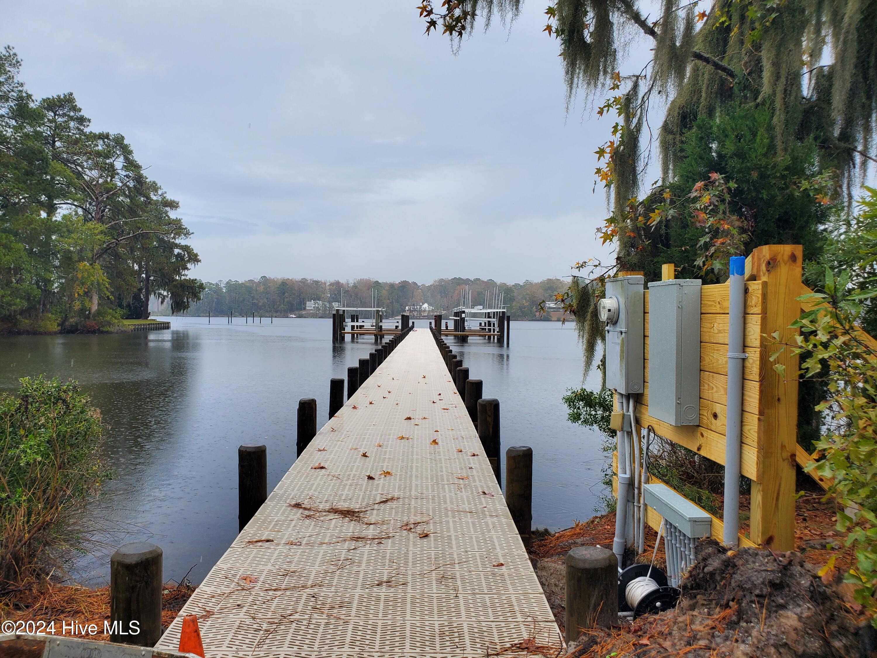 Lot 98 Waters Edge Drive Property Photo 5