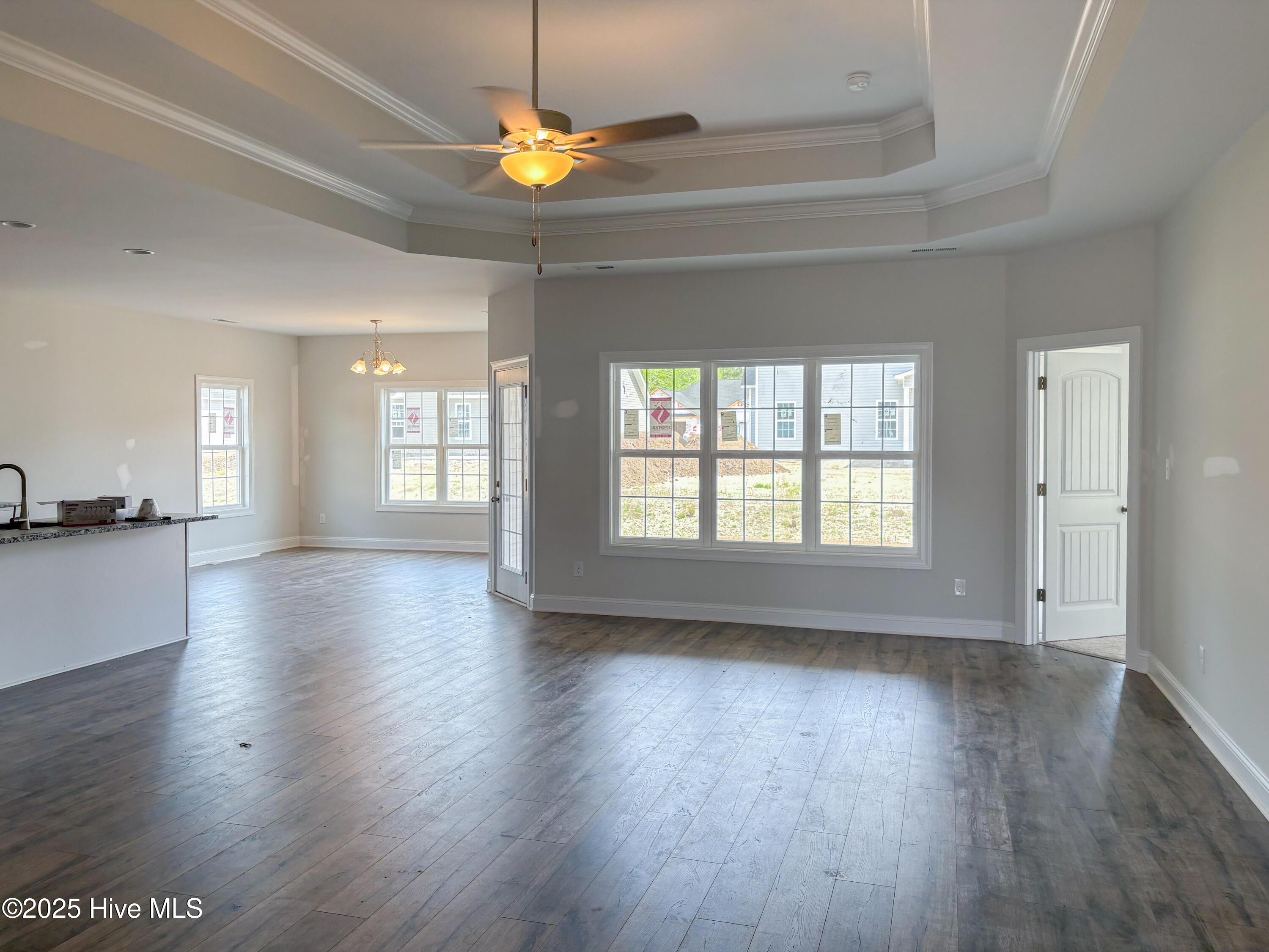 606 Carmel Drive Property Photo 2