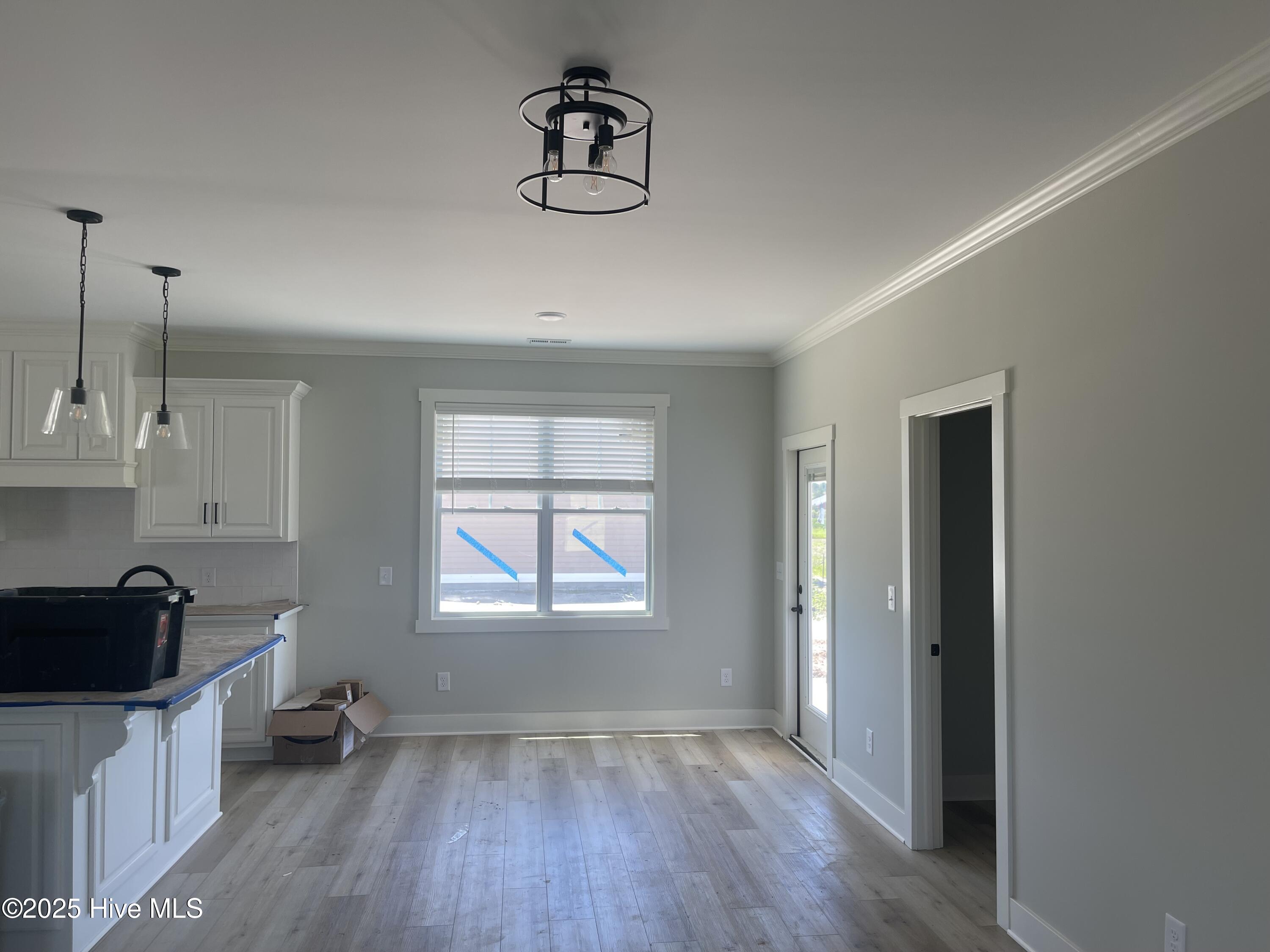 3501 Stetsan Way Property Photo 6