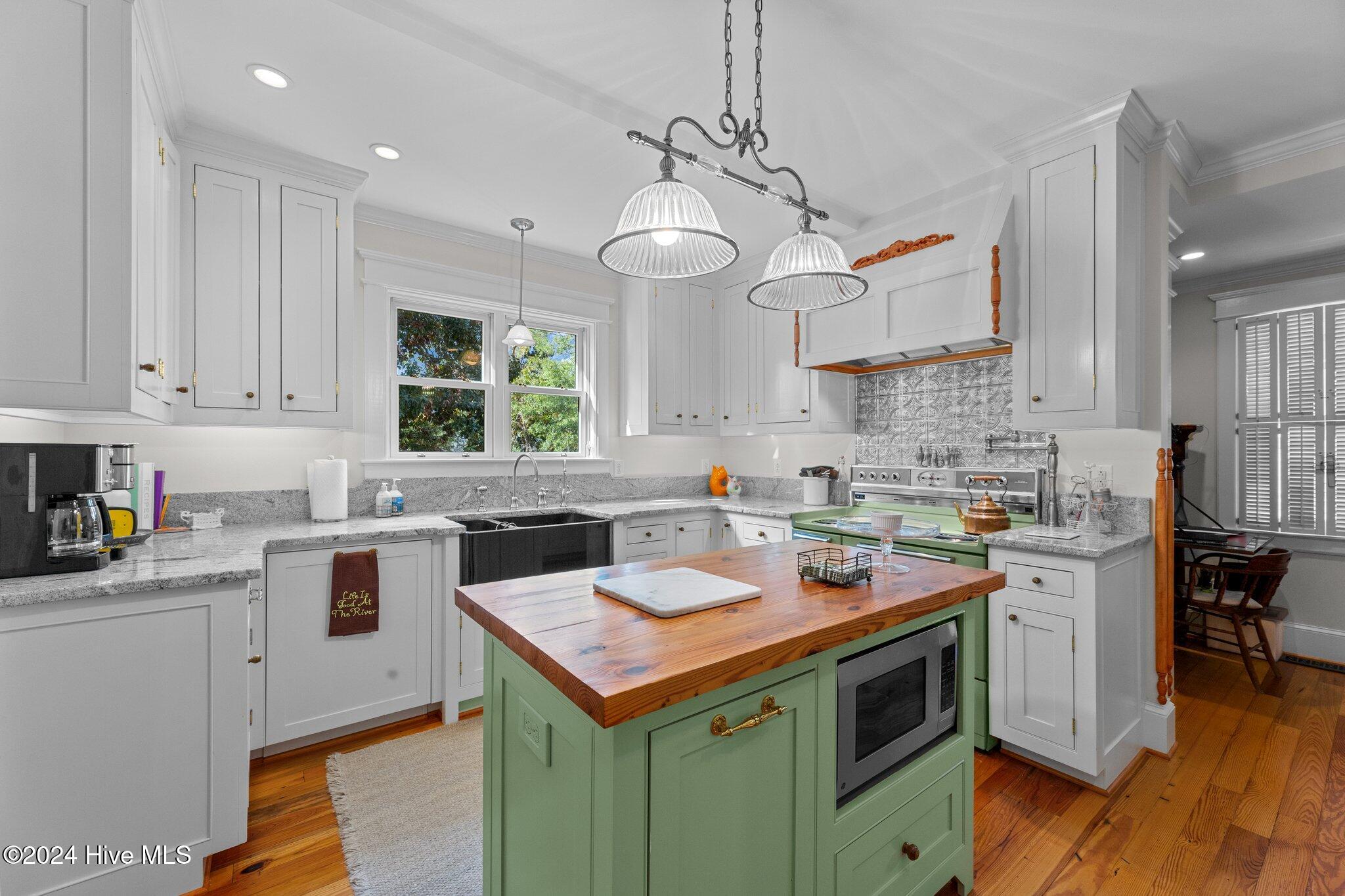 505 Broad Street Property Photo 17