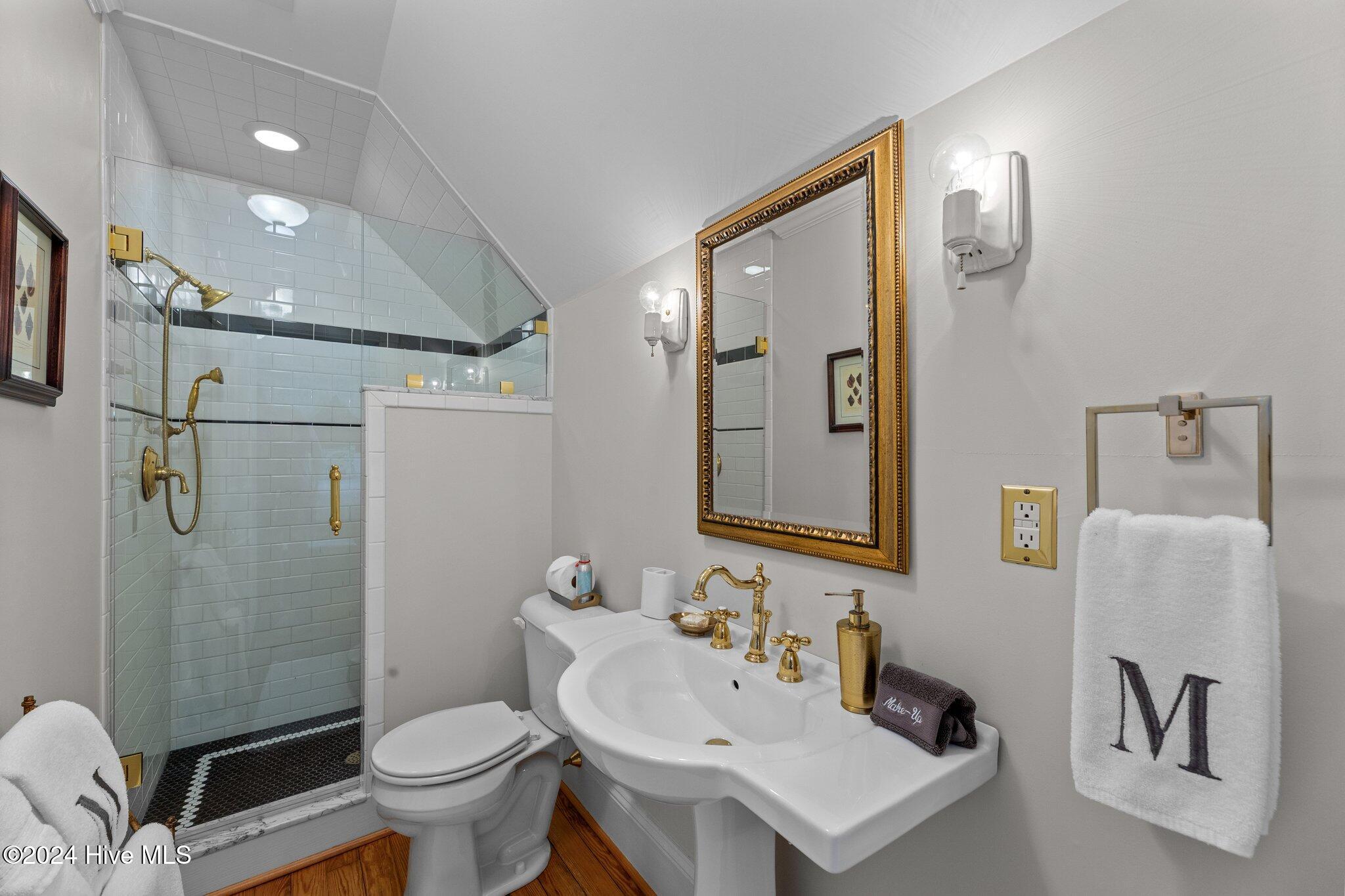 505 Broad Street Property Photo 25