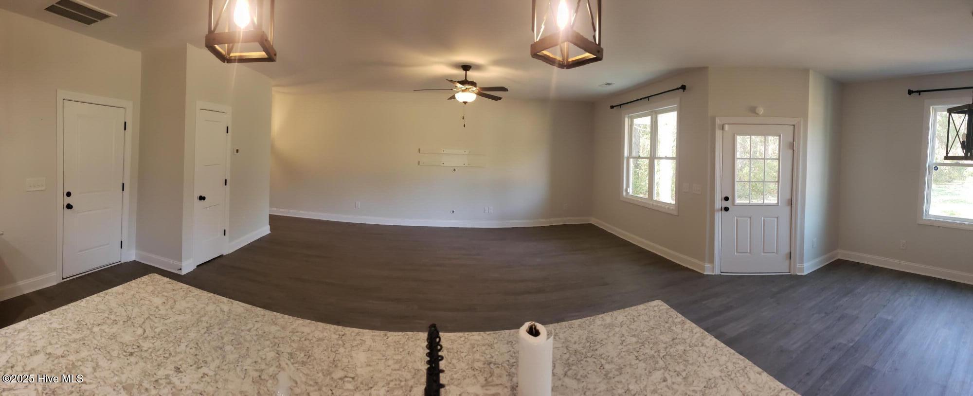 124 E Camp Kiro Road Property Photo 13