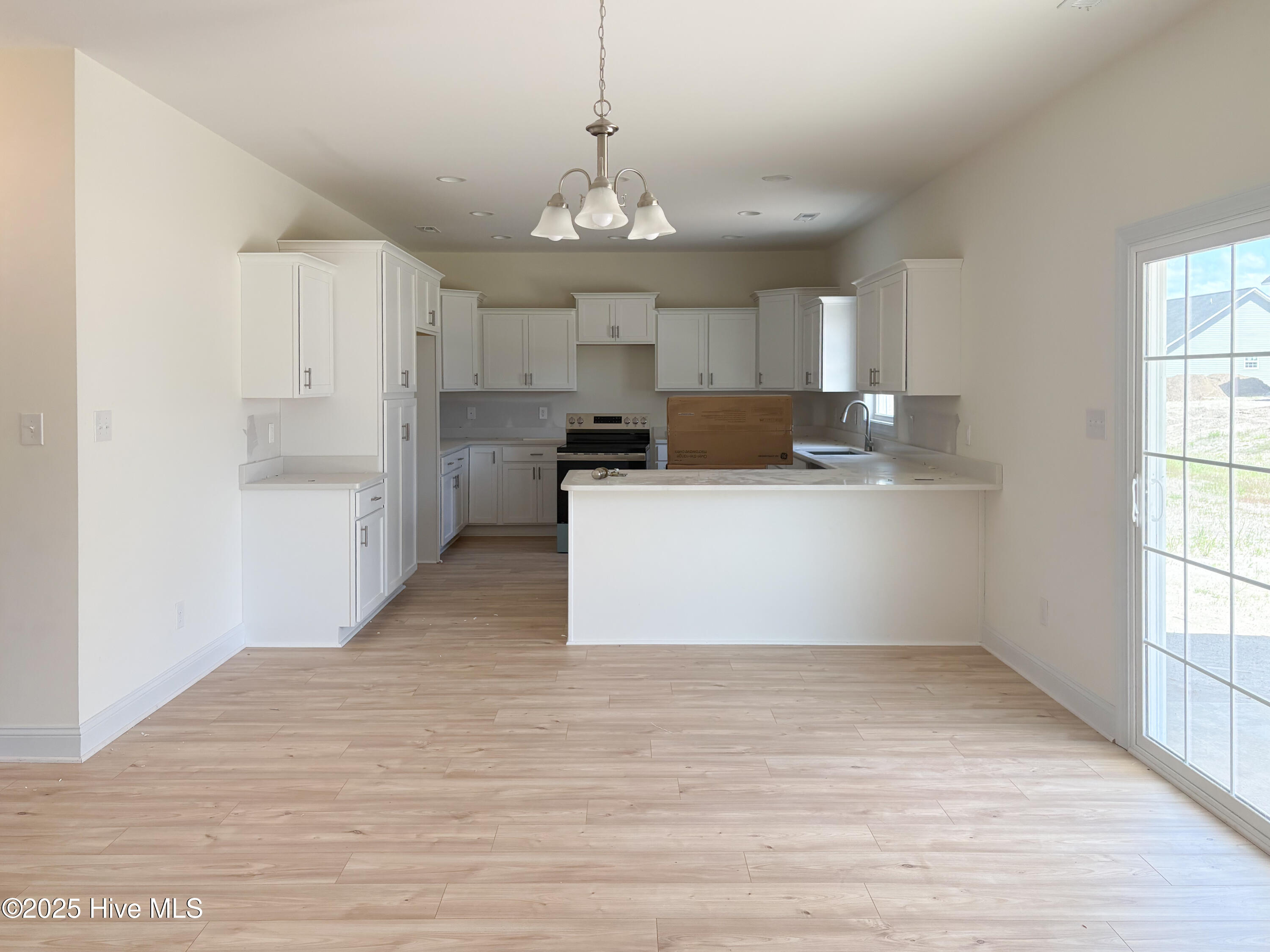 602 Carmel Drive Property Photo 5