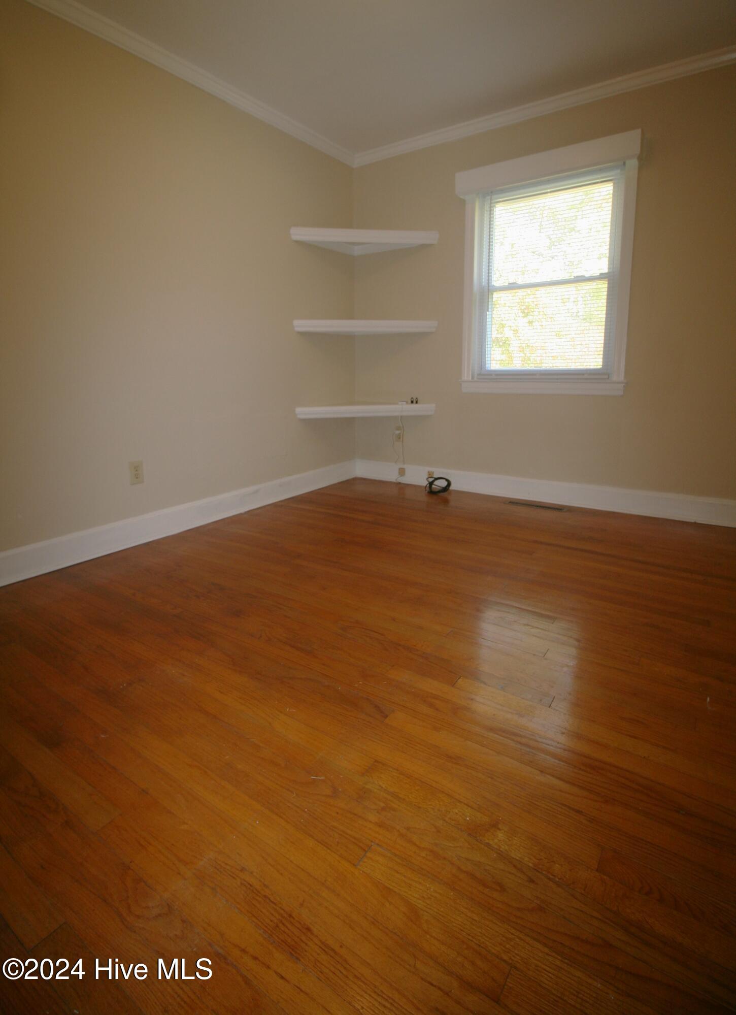 722 Folly Road Property Photo 14