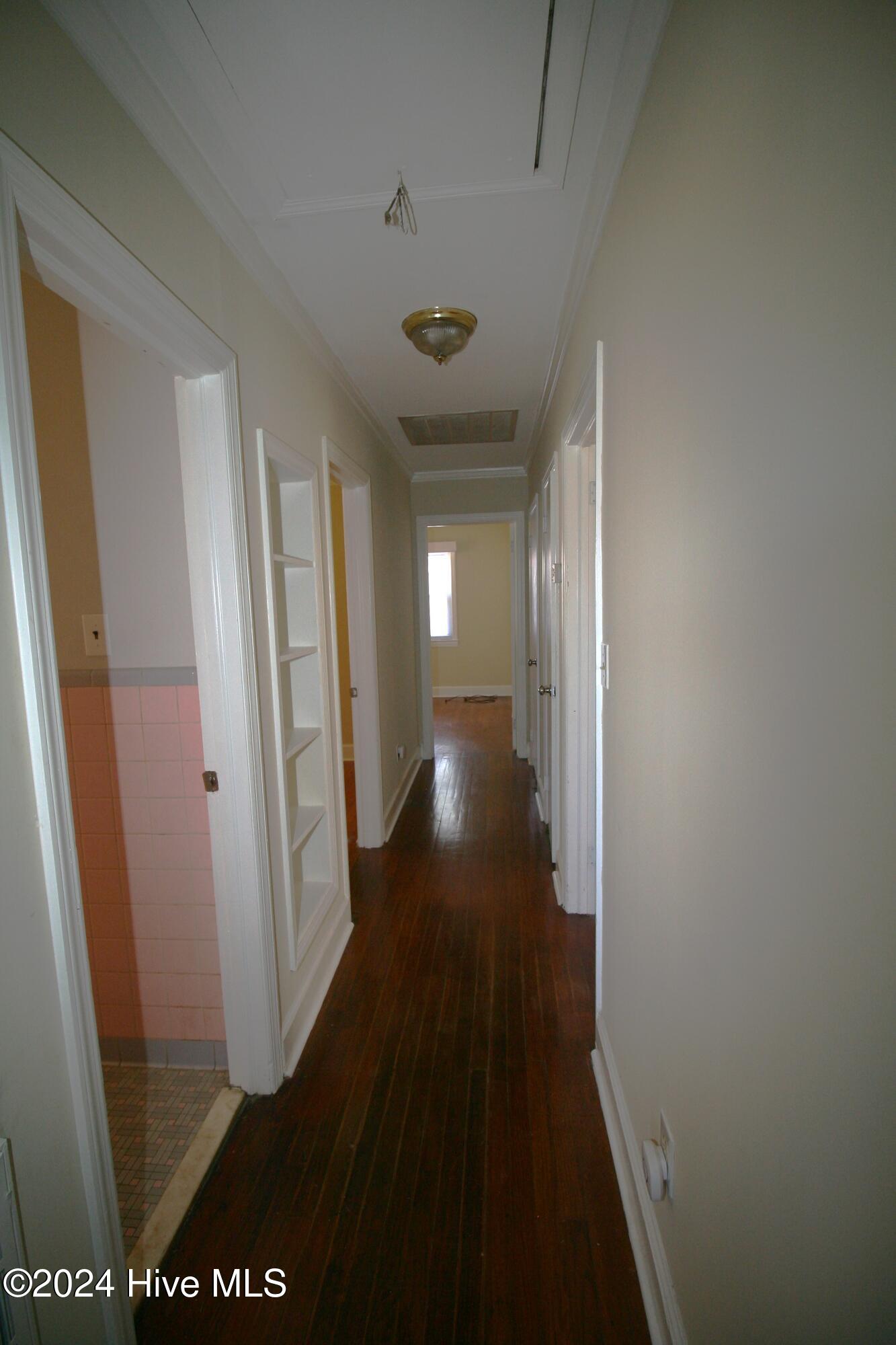 722 Folly Road Property Photo 16