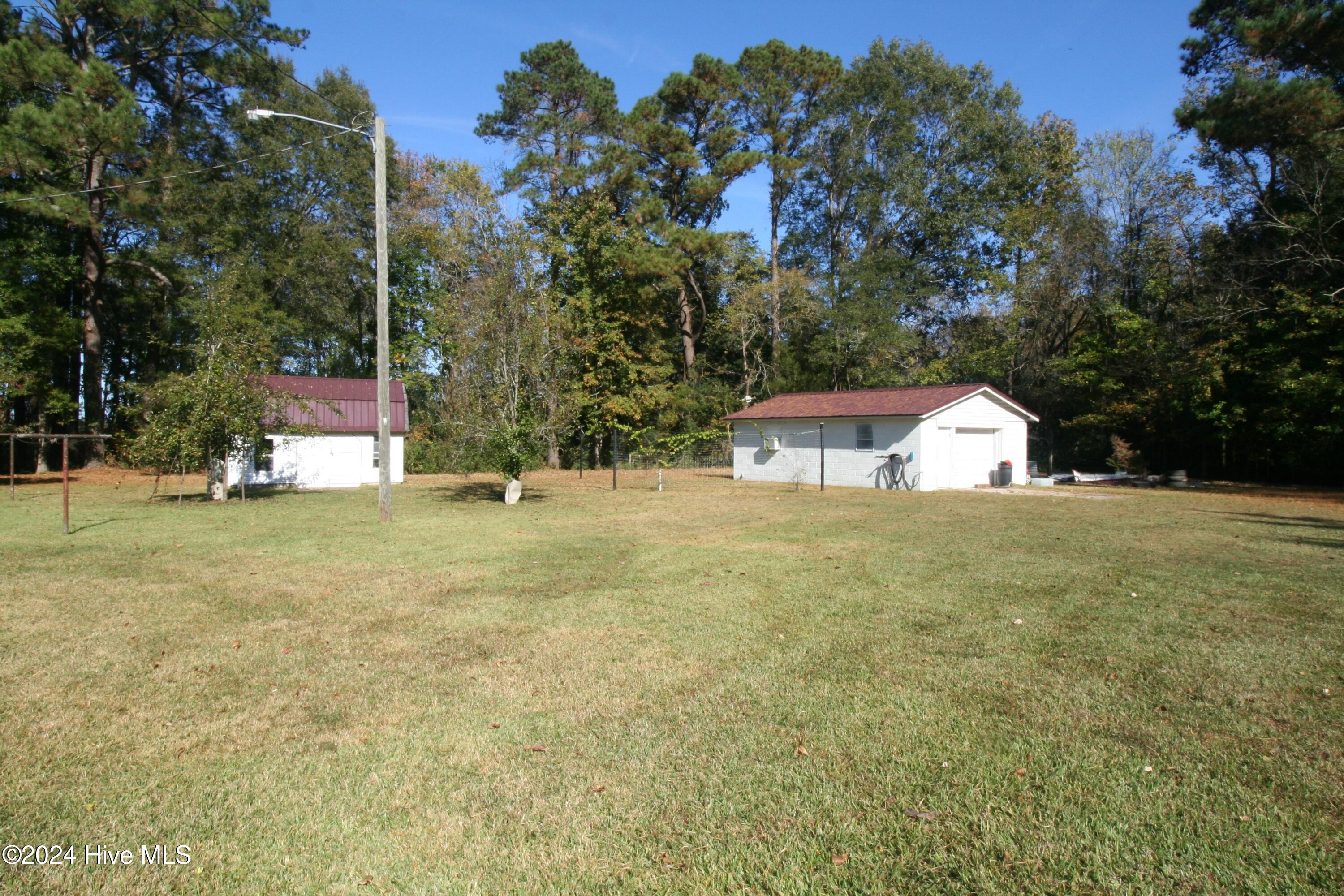 722 Folly Road Property Photo 24