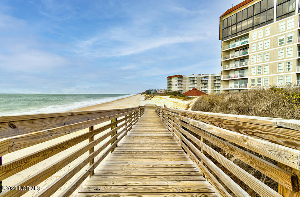 2000 New River Inlet Road 1203 Property Photo 1