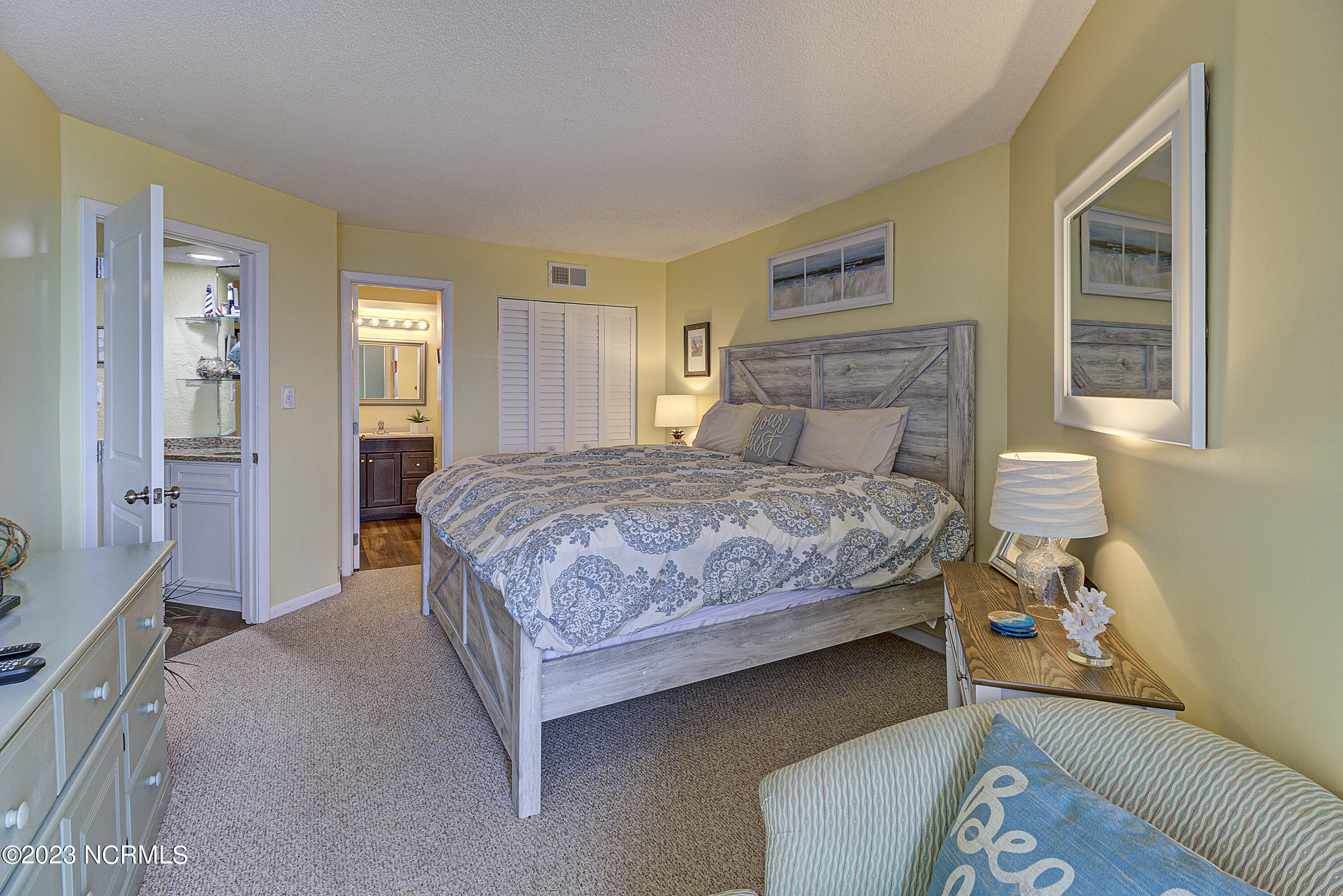 2000 New River Inlet Road 1203 Property Photo 7