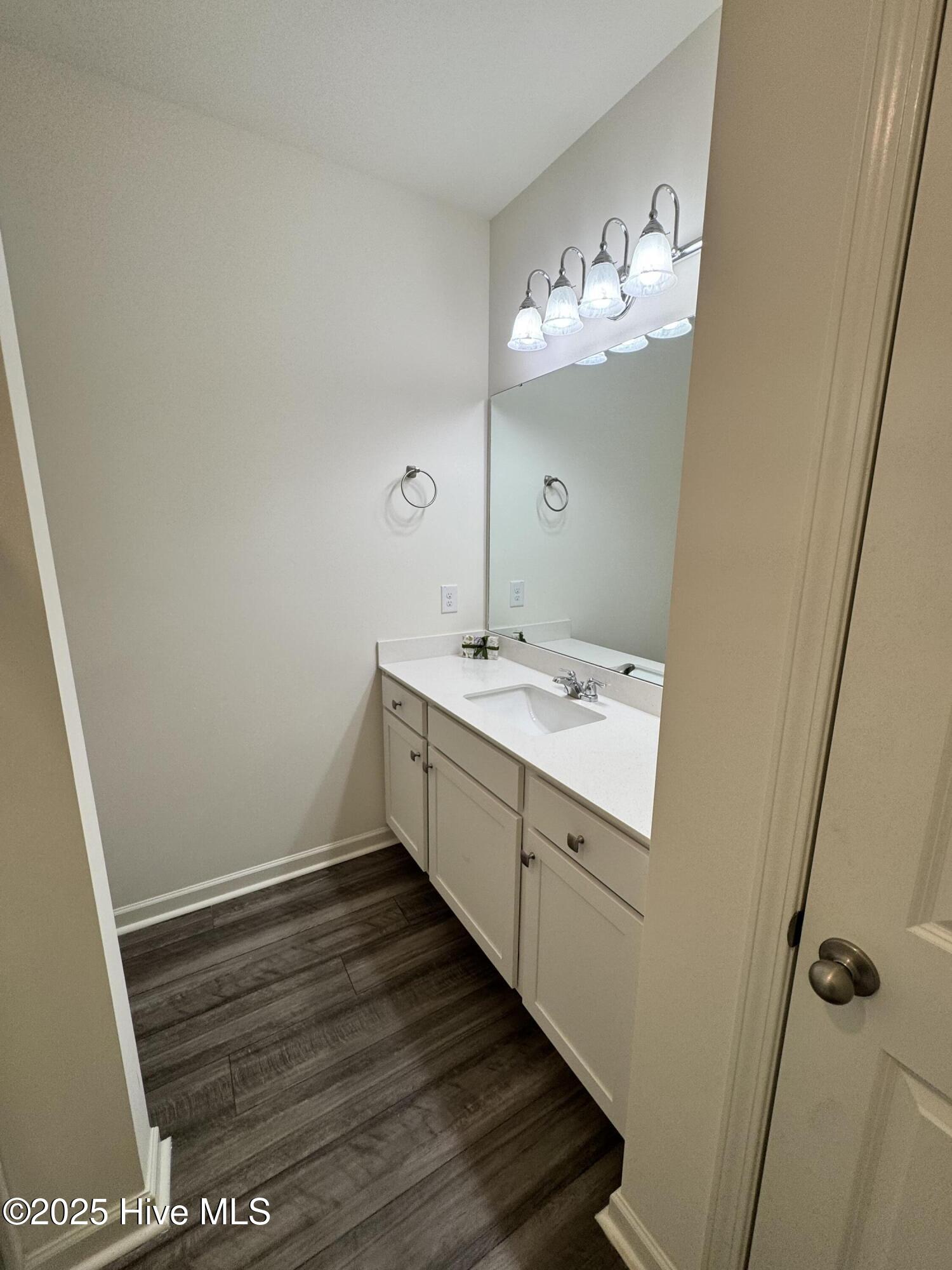3012 Chipper Lane Property Photo 10