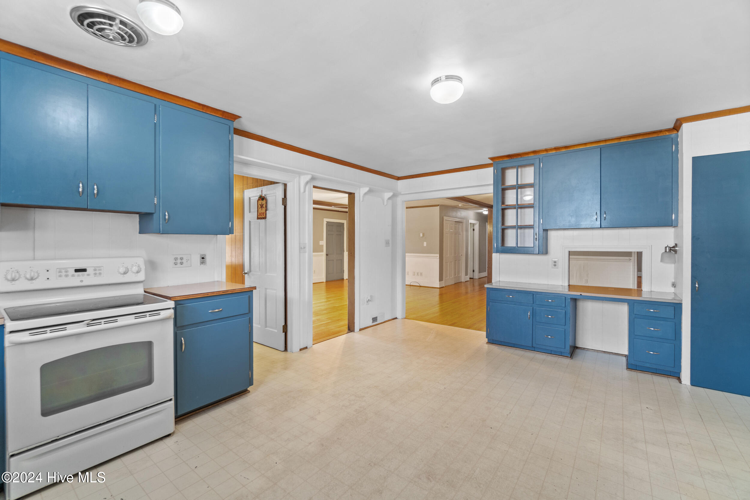 103 Cartwright Road Property Photo 11