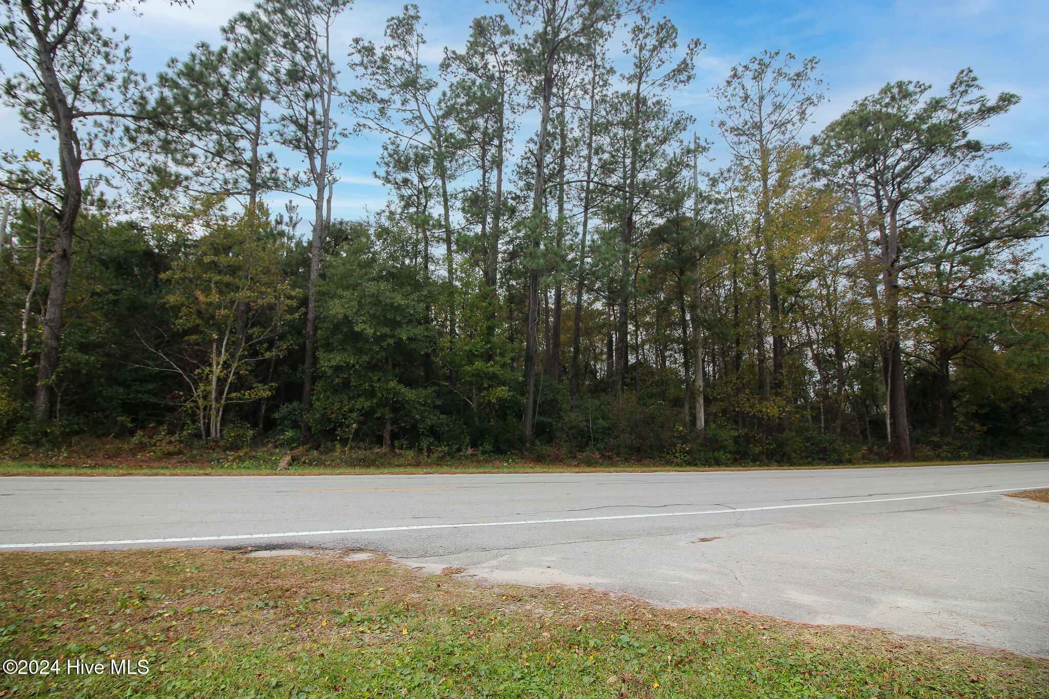 861 Roberts Road Property Photo 4