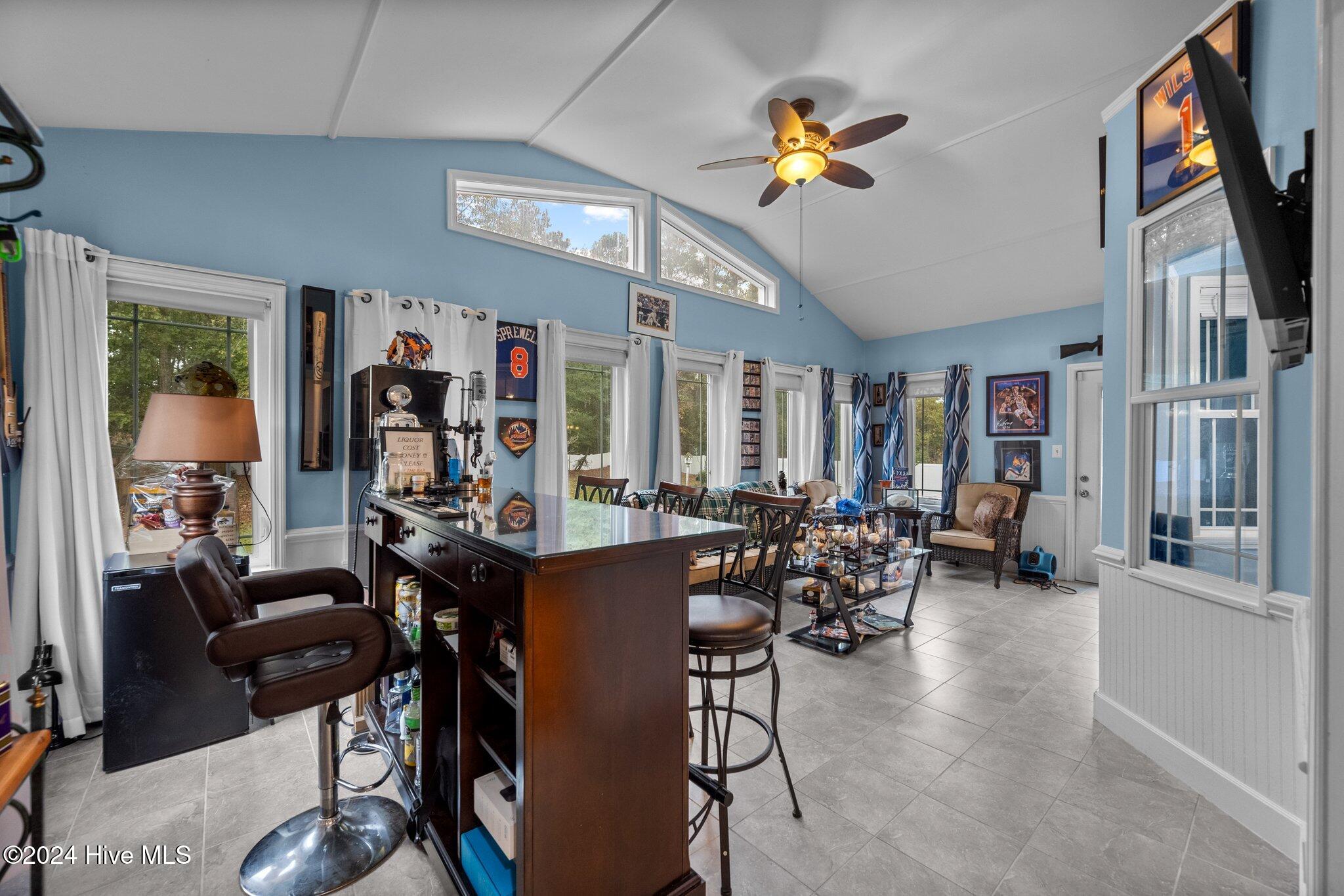 3195 Northwoods Drive Property Photo 12